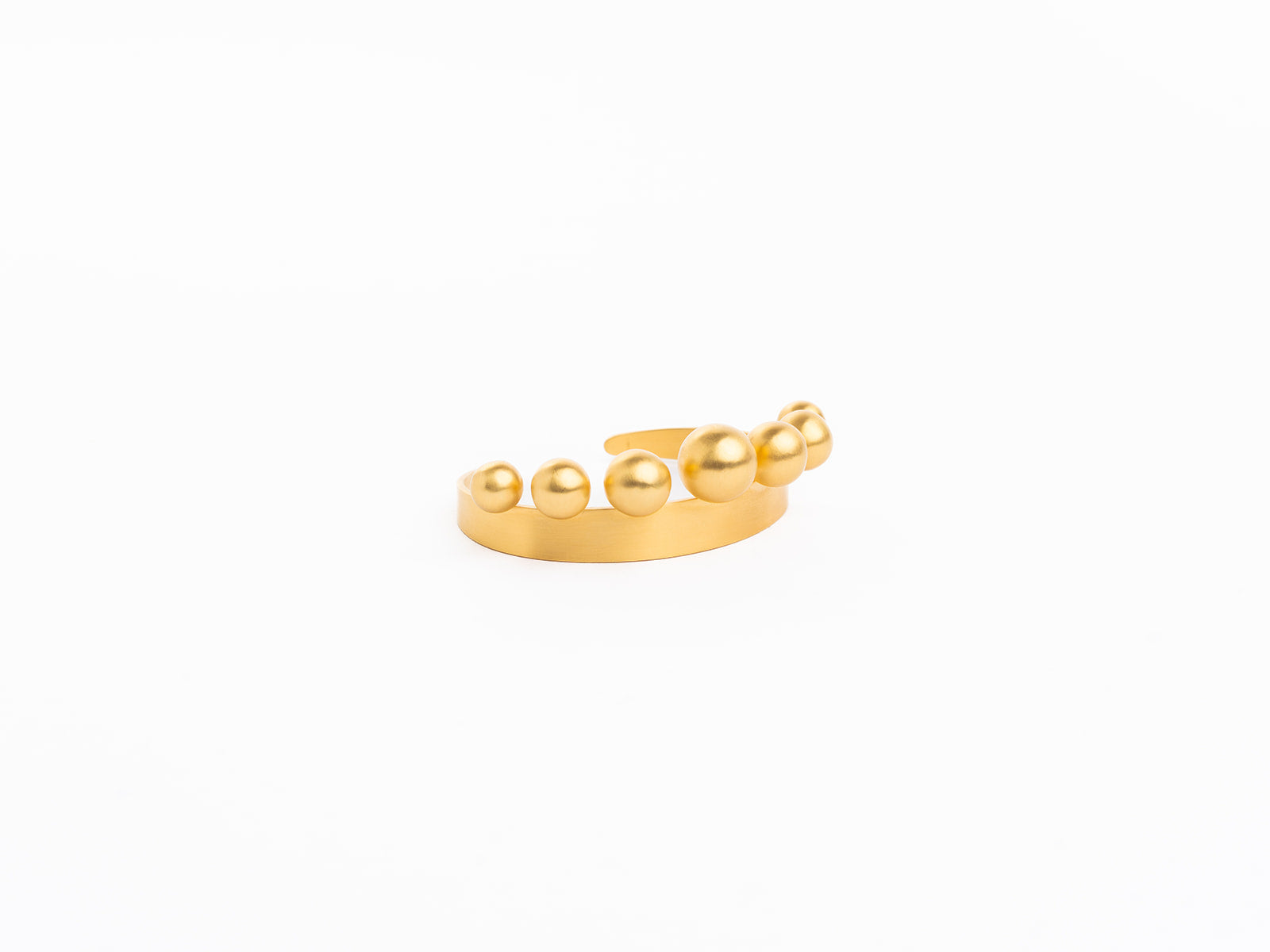 MARIE-HÉLÈNE DE TAILLAC | GOLD CROWN BANGLE | CAPITOL CHARLOTTE