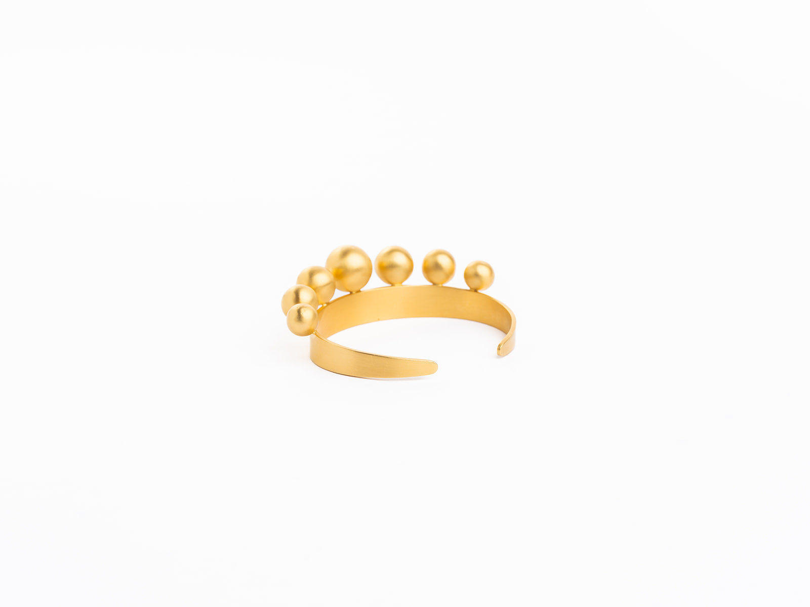 MARIE HÉLÈNE DE TAILLAC | GOLD CROWN BANGLE