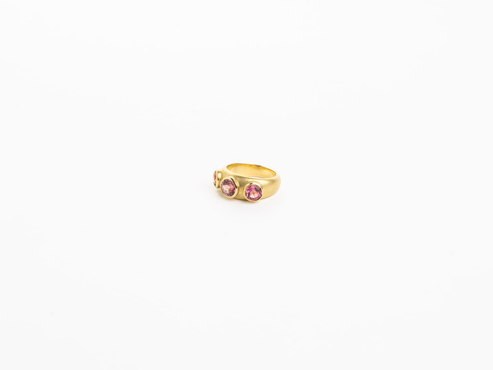 IRENE NEUWIRTH | TRIPLE BEZEL SET PINK TOURMALINE RING