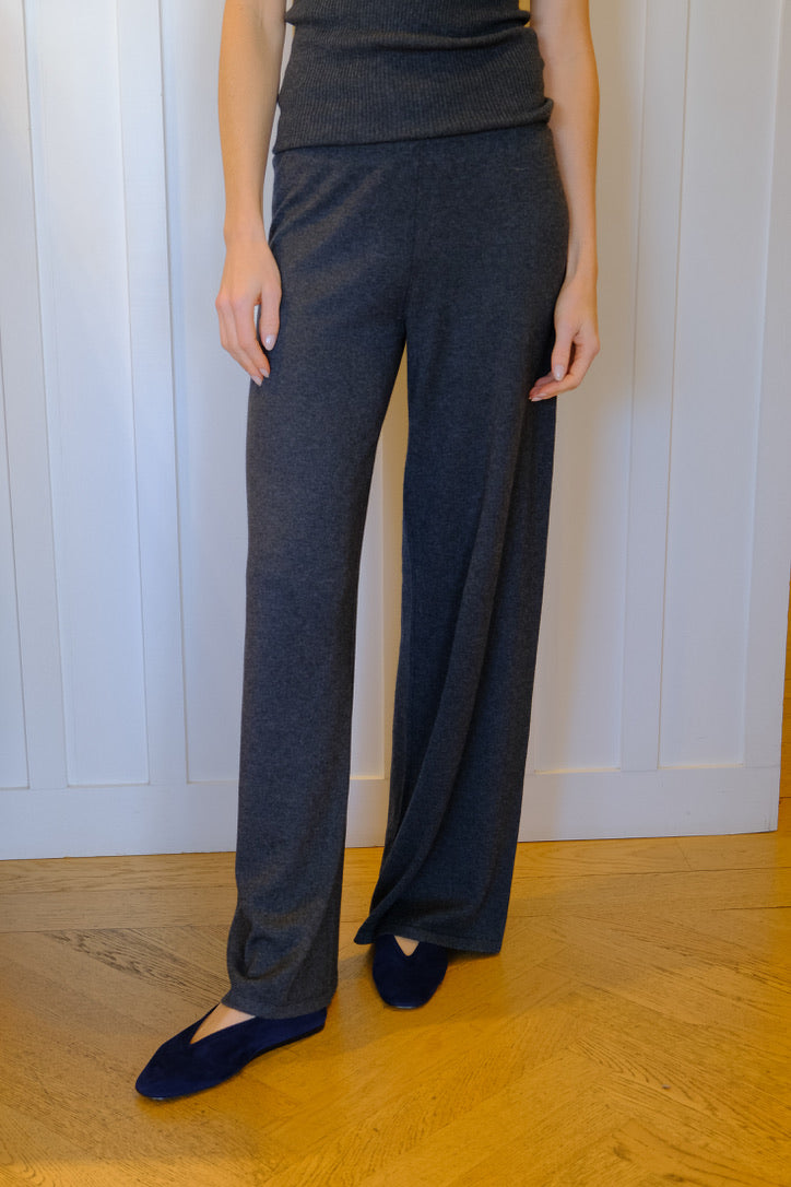 LISA YANG | AINA TROUSERS