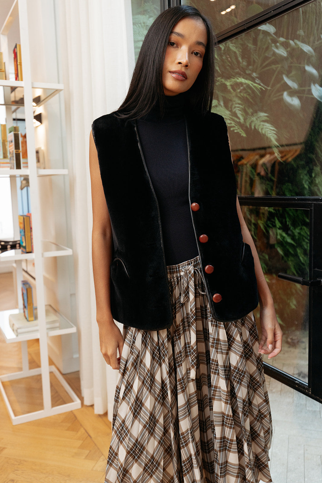 BLAZÉ | REVERSIBLE SHEARLING GILET