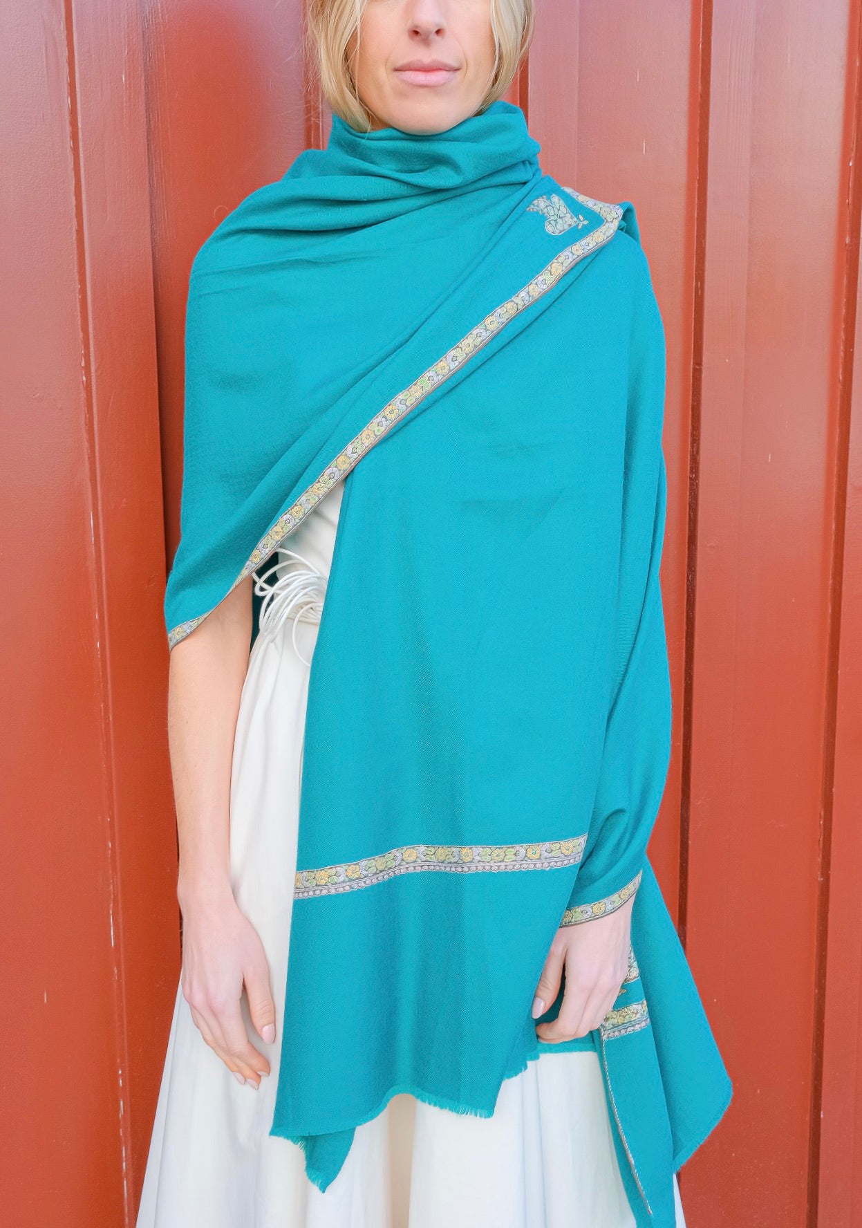 YASER SHAW | EMERALD SLIM EDGE SHAWL | CAPITOL CHARLOTTE, NC