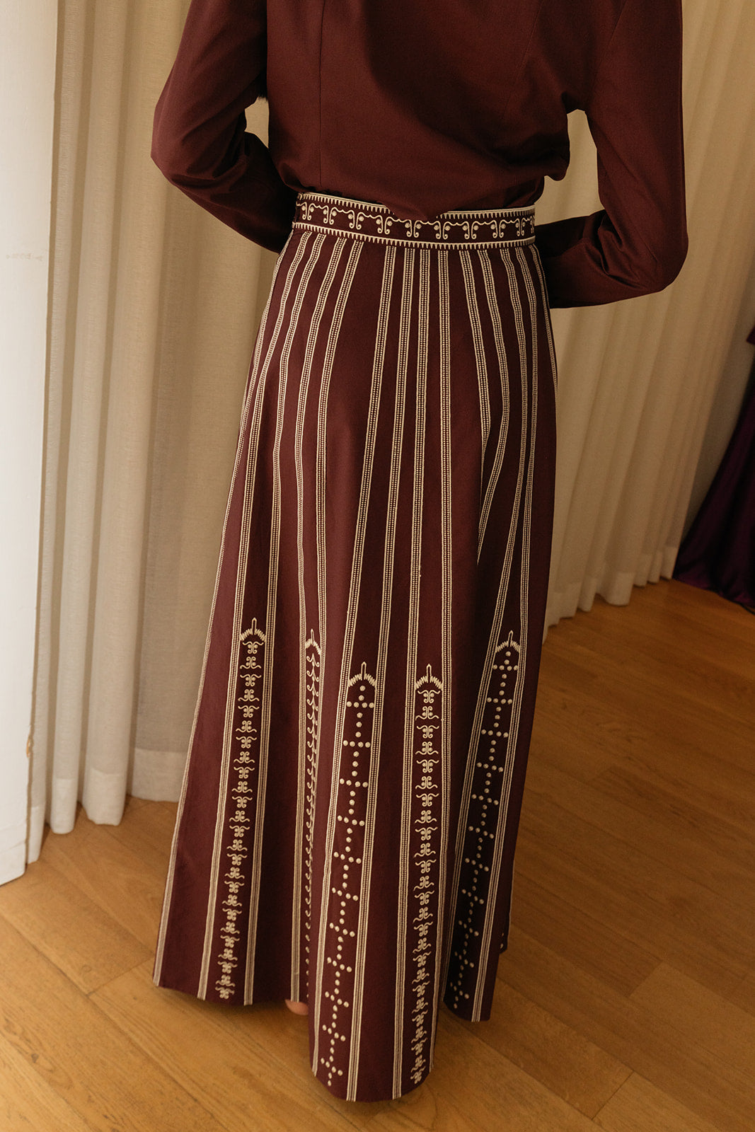 EMPORIO SIRENUSE | CO EMB CAMILLE MIDI SKIRT