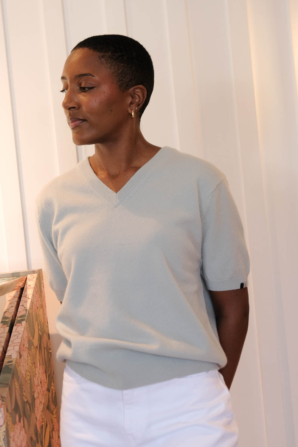 EXTREME CASHMERE | MARTINA VNECK SWEATER | WOMEN'S LUXURY DESIGNER CLOTHING, SHOES, HANDBAGS & JEWELRY | CAPITOL CHARLOTTE, NC & BRENTWOOD, CA