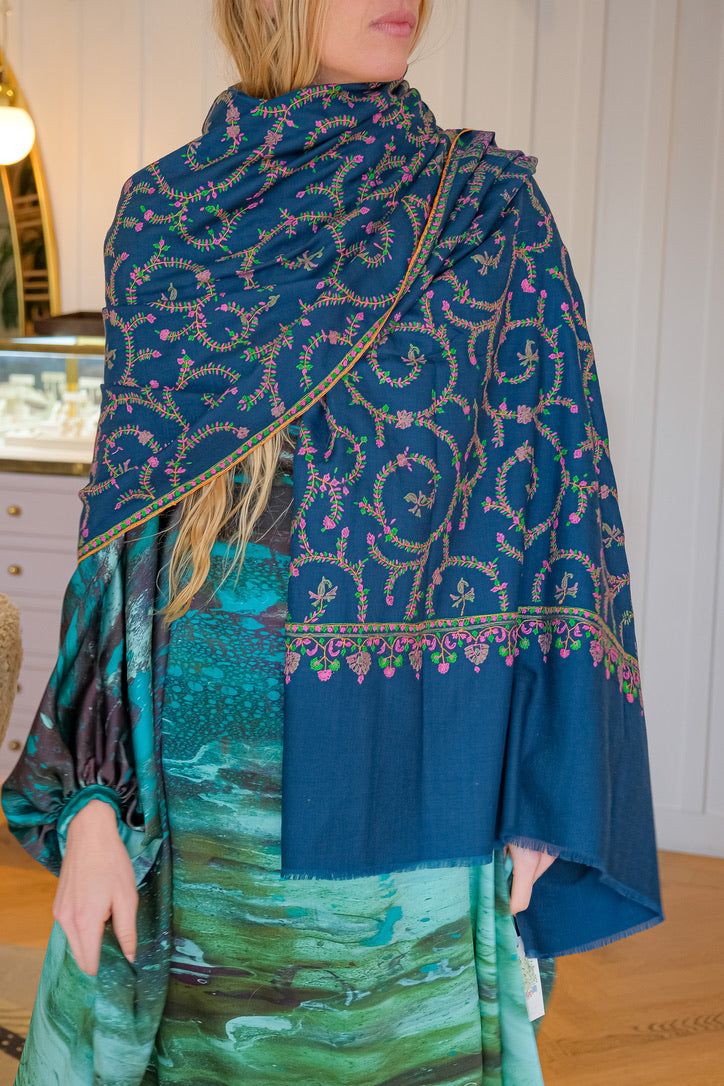 YASER SHAW | TEAL NEON SWIRL SHAWL | WOMEN'S LUXURY DESIGNER CLOTHING, SHOES, HANDBAGS & JEWELRY | CAPITOL CHARLOTTE, NC & BRENTWOOD, CA