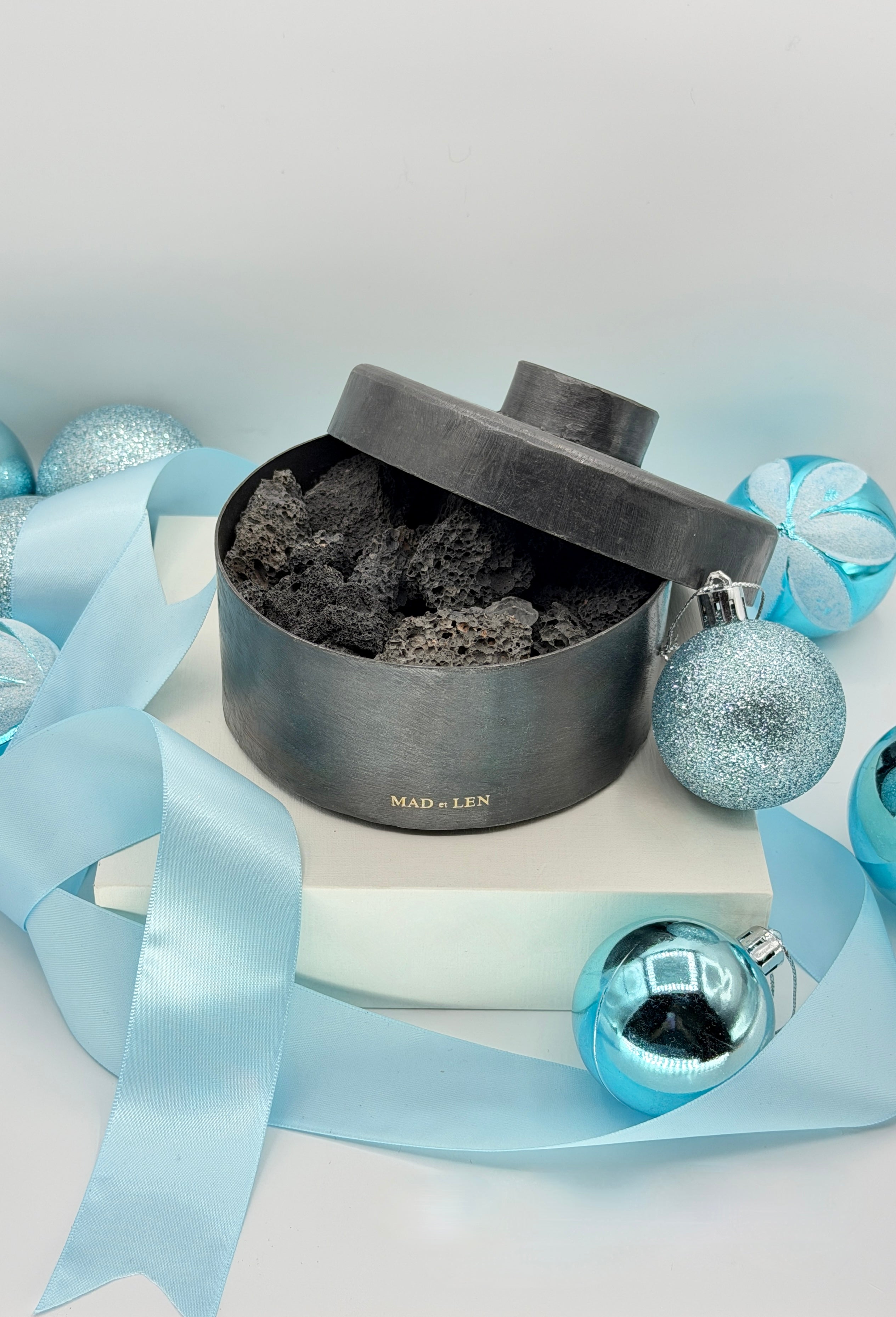 MAD ET LEN | LAVA PETITE CRYSTALS