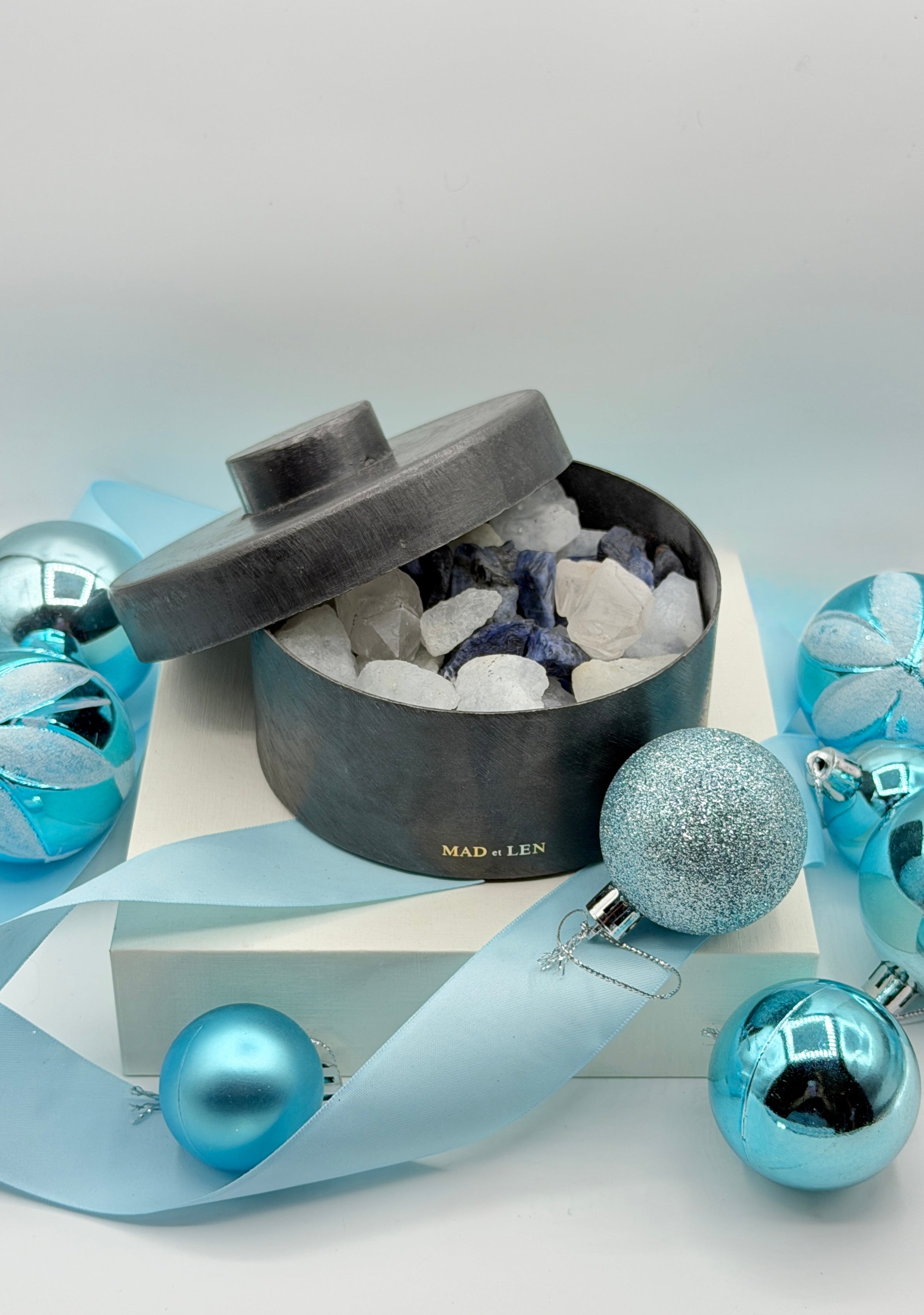 MAD ET LEN | BLUE PETITE CRYSTALS