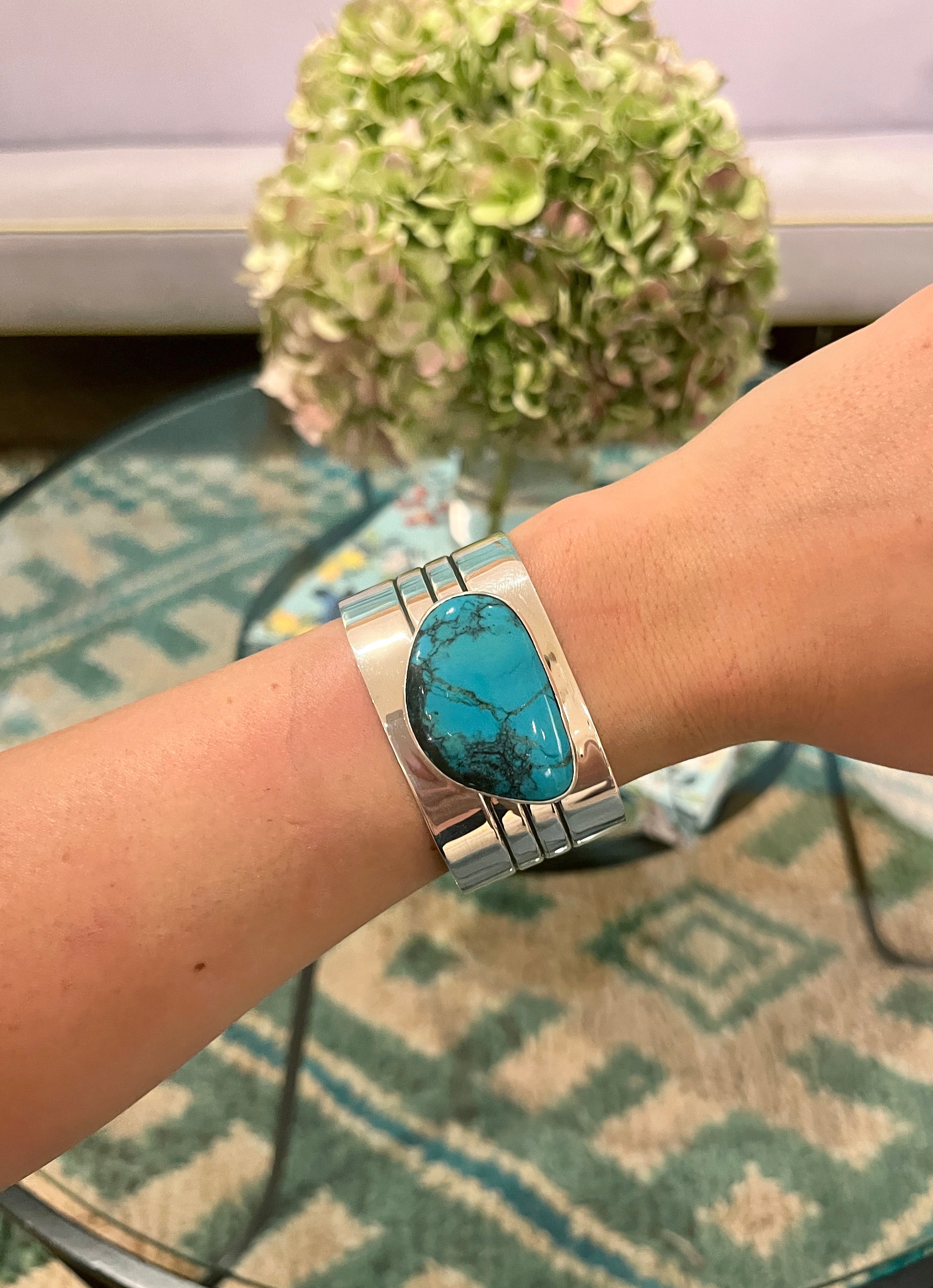 JODY CANDRIAN | CHANNEL ETCHED STERLING CUFF WITH TURQUOISE