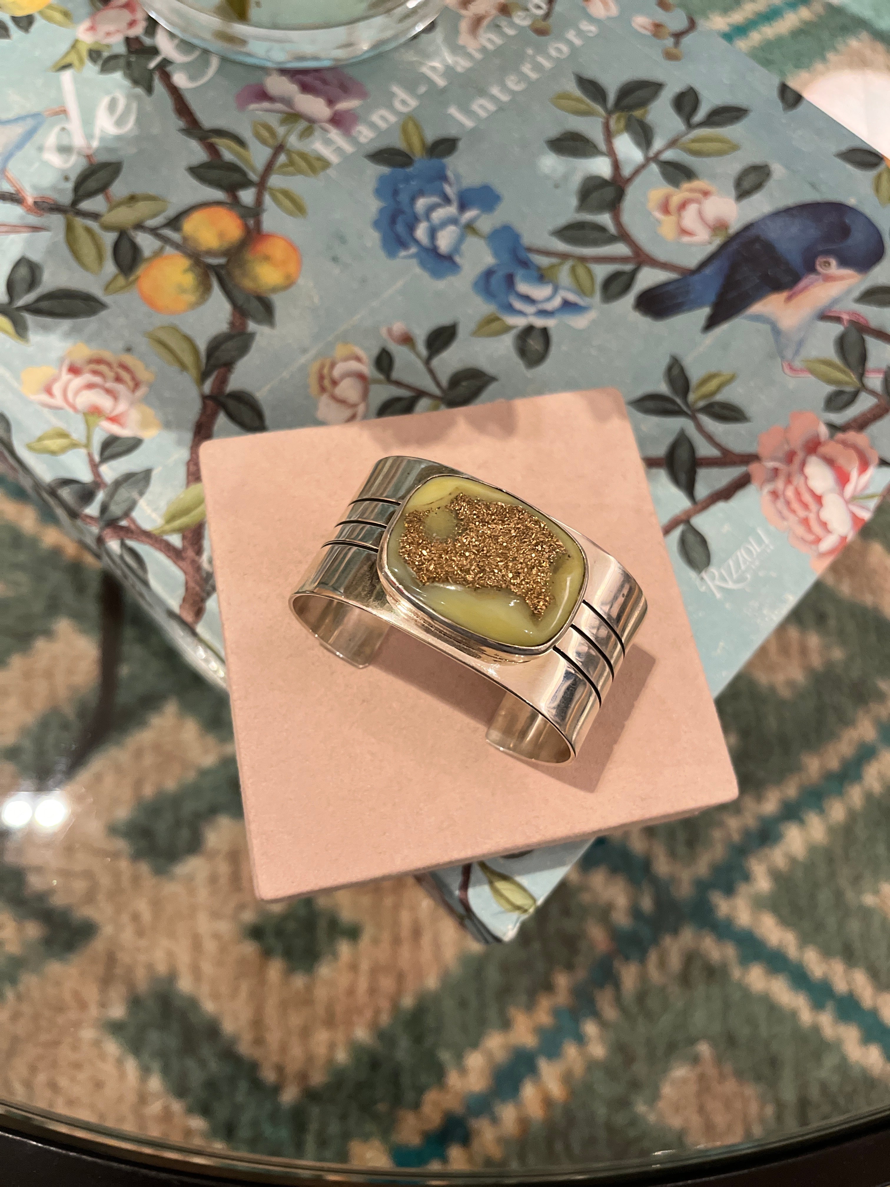 JODY CANDRIAN | CHANNEL ETCHED STERLING CUFF WITH GOLD DUSTED AGATE DRUSY
