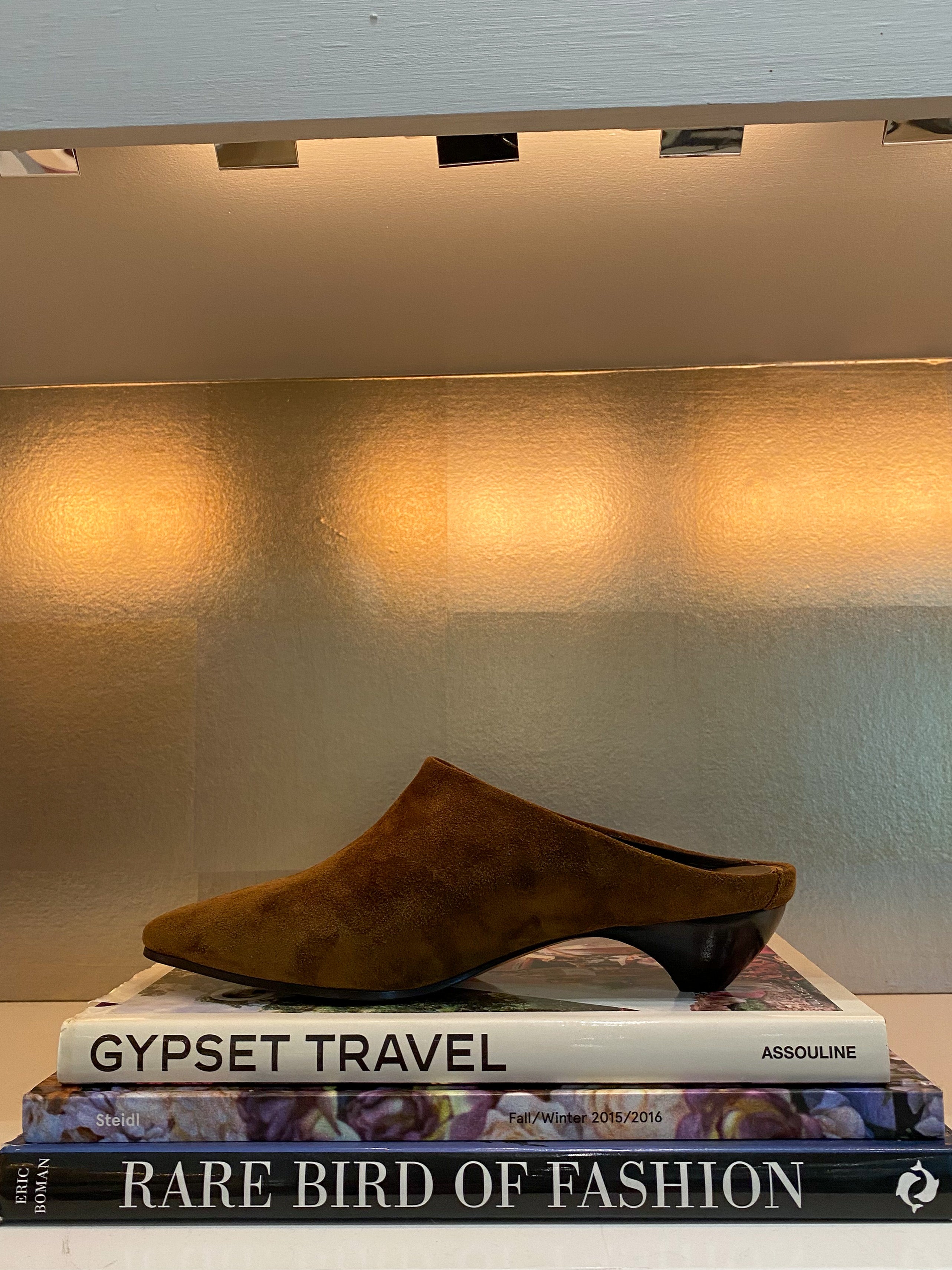 LE MONDE BERYL | ALLEGRA MULE