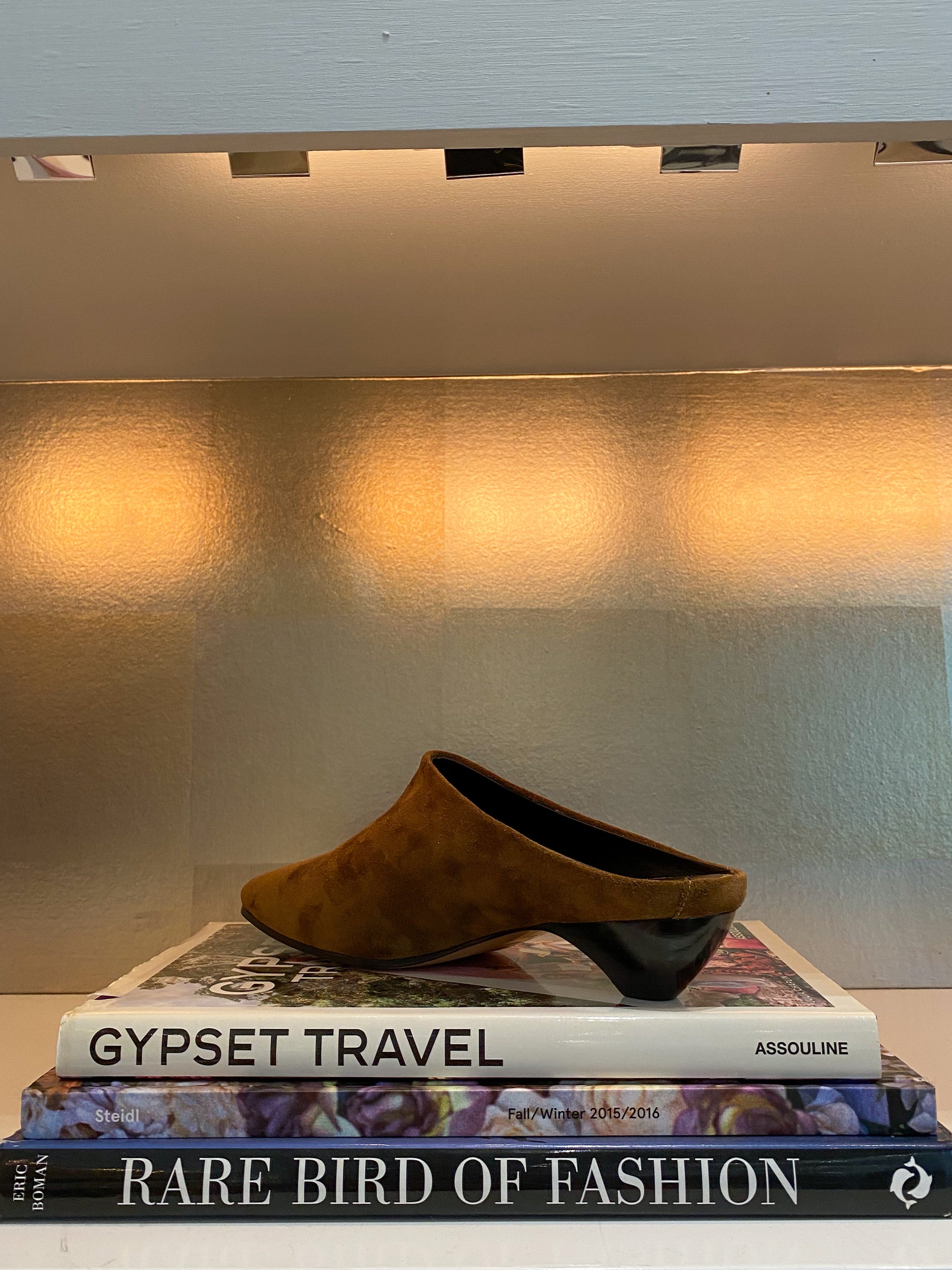 LE MONDE BERYL | ALLEGRA MULE