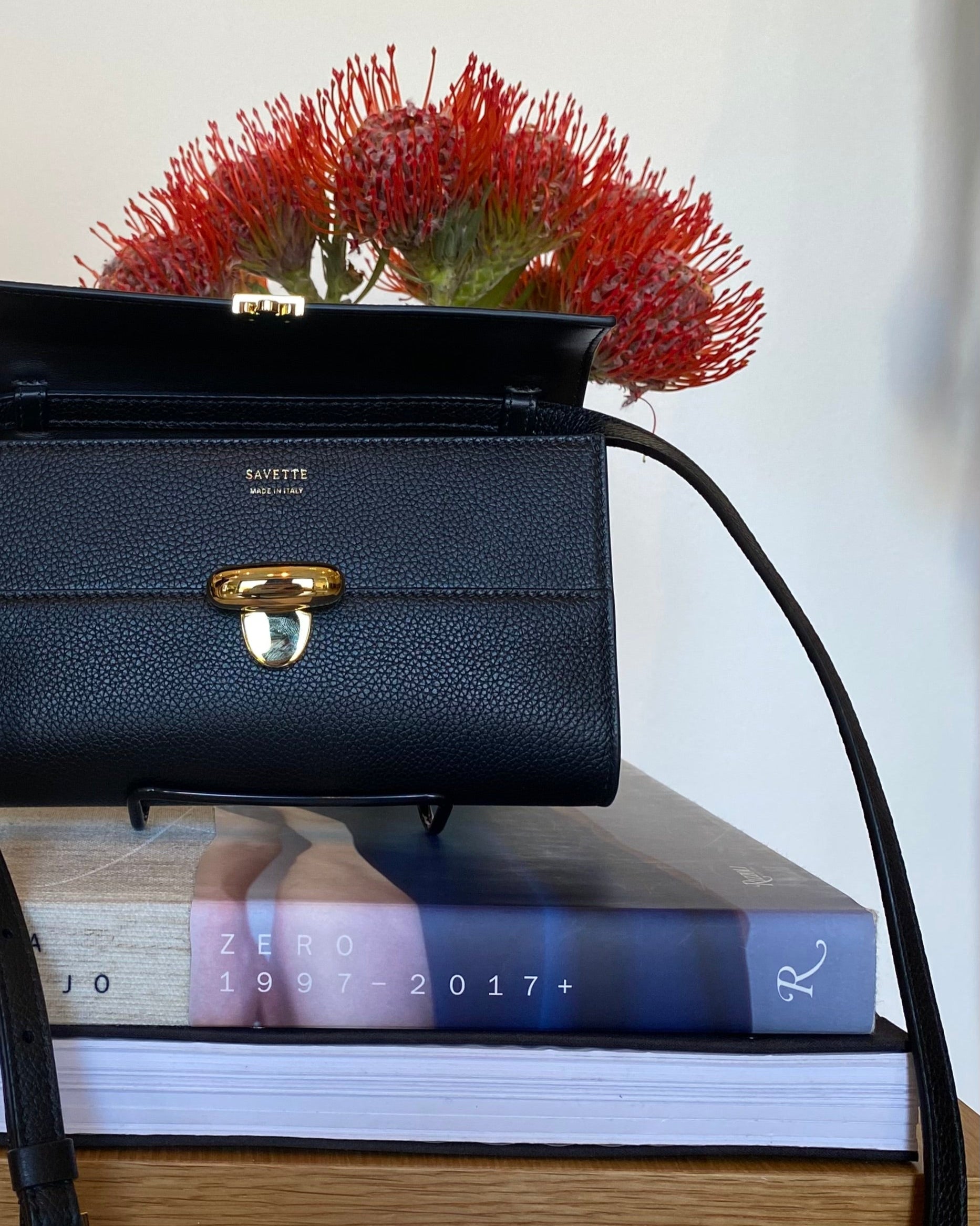 SAVETTE | GRAINED LEATHER SYMMETRY MINI BAG