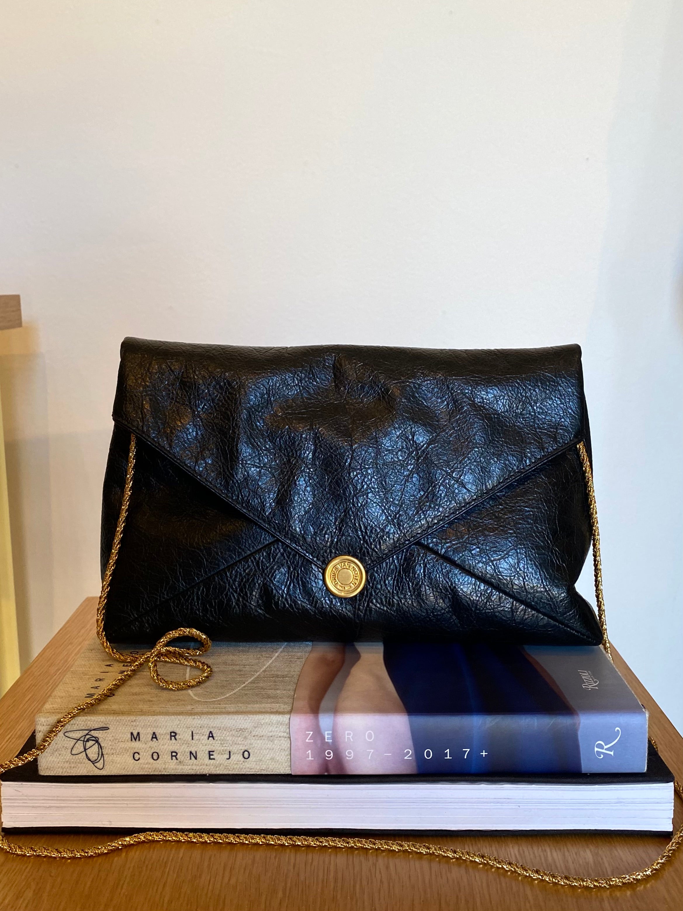 DRIES VAN NOTEN | PATENT LEATHER CLUTCH