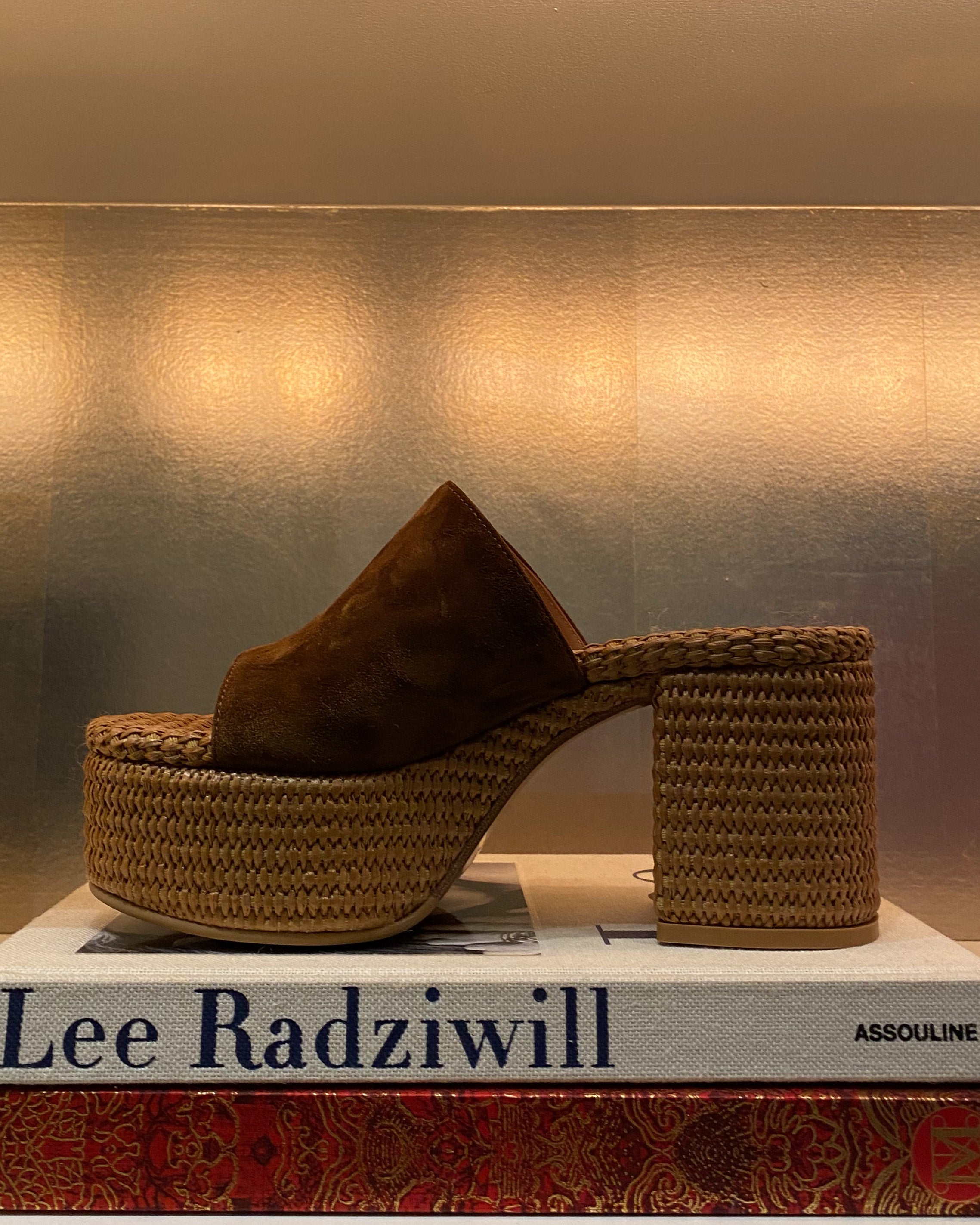 GIANVITO ROSSI | SUEDE AND RAFFIA PLATFORM