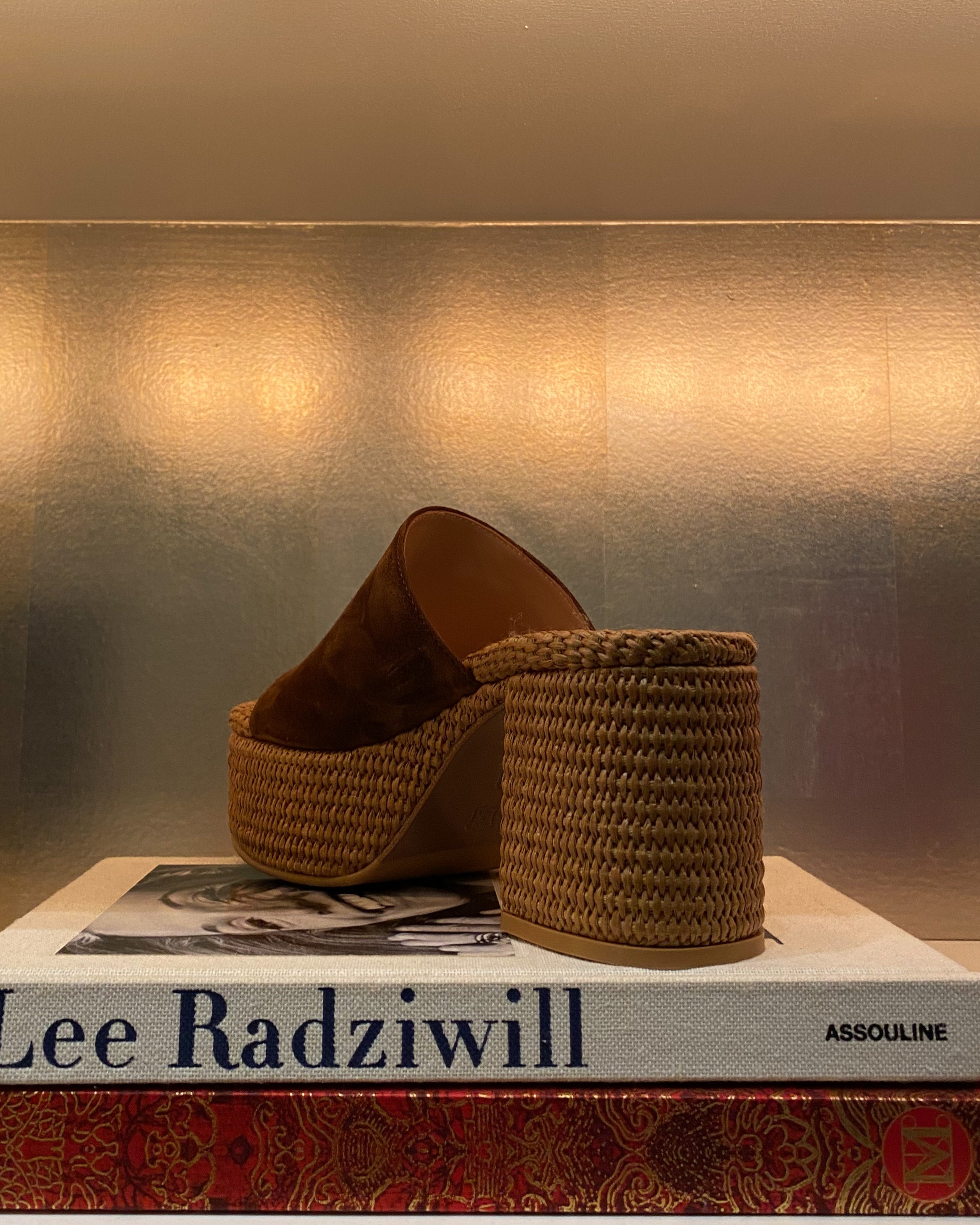 GIANVITO ROSSI | SUEDE AND RAFFIA PLATFORM