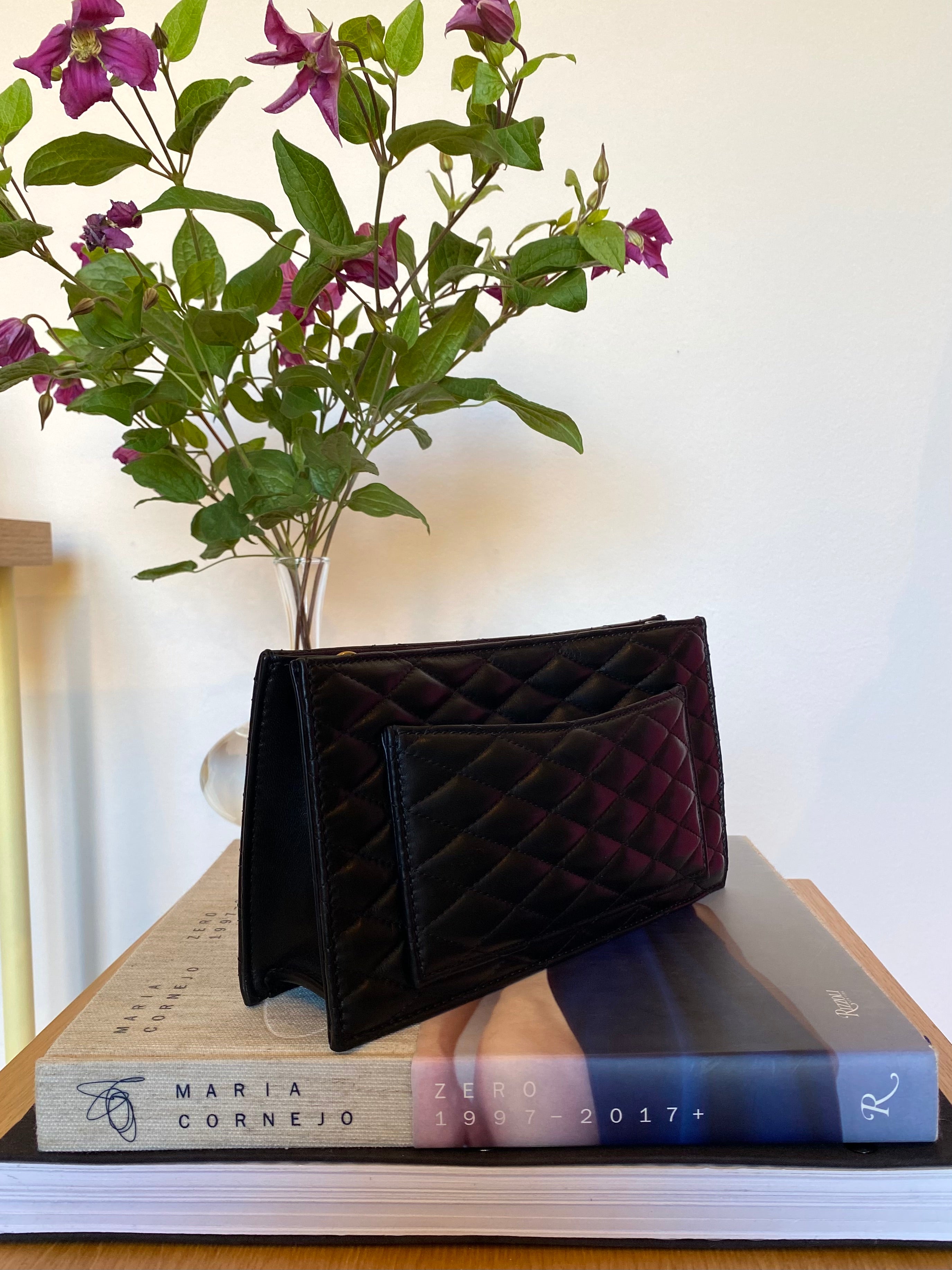METIER | QUILTED EASE CLUTCH