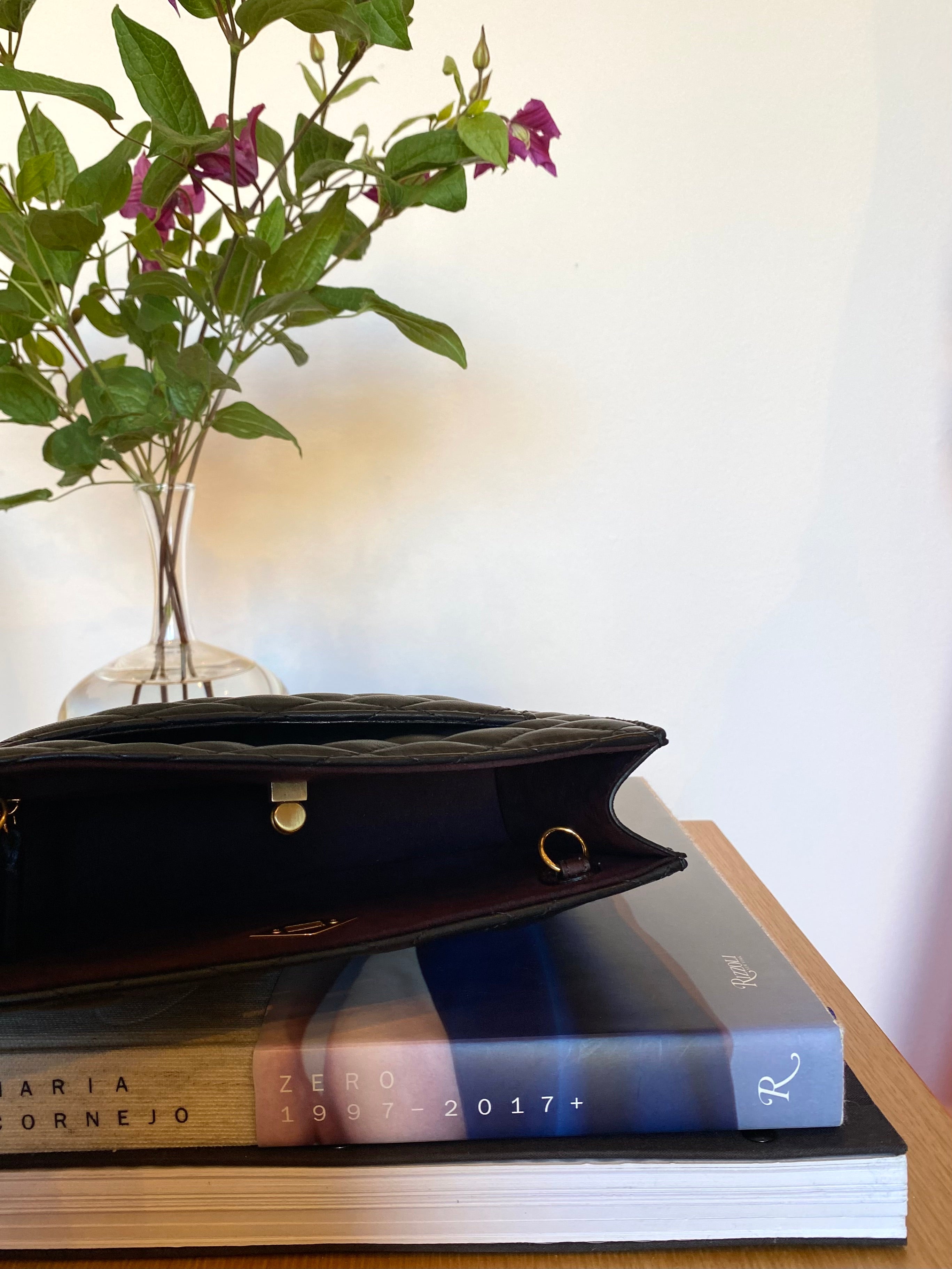 METIER | QUILTED EASE CLUTCH