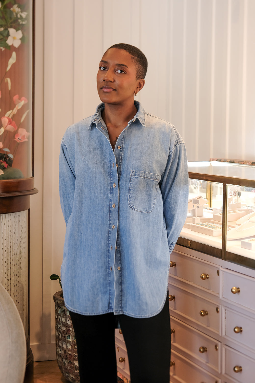 JAMIE HALLER | ESSENTIAL SHIRT | WOMEN'S LUXURY DESIGNER CLOTHING, SHOES, HANDBAGS & JEWELRY | CAPITOL CHARLOTTE, NC & BRENTWOOD, CA