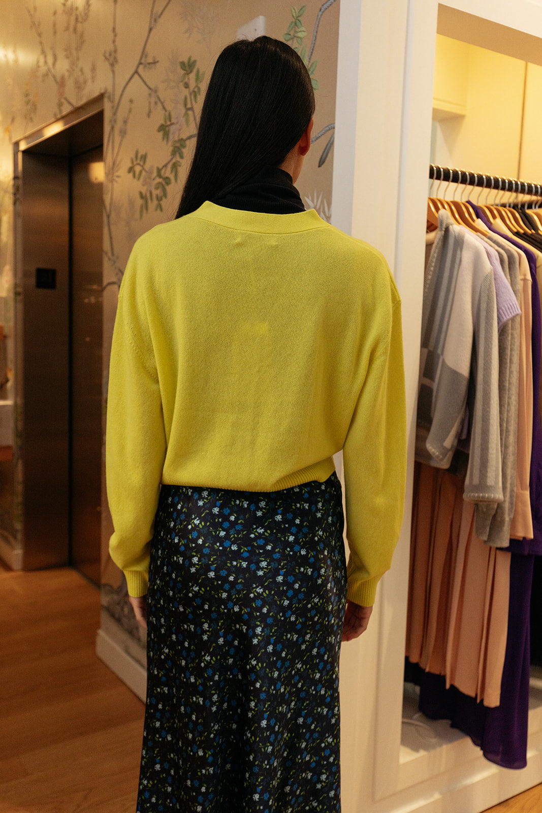 LEE MATHEWS | CASHMERE CROP CARDIGAN | WOMEN'S LUXURY DESIGNER CLOTHING, SHOES, HANDBAGS & JEWELRY | CAPITOL CHARLOTTE, NC & BRENTWOOD, CA