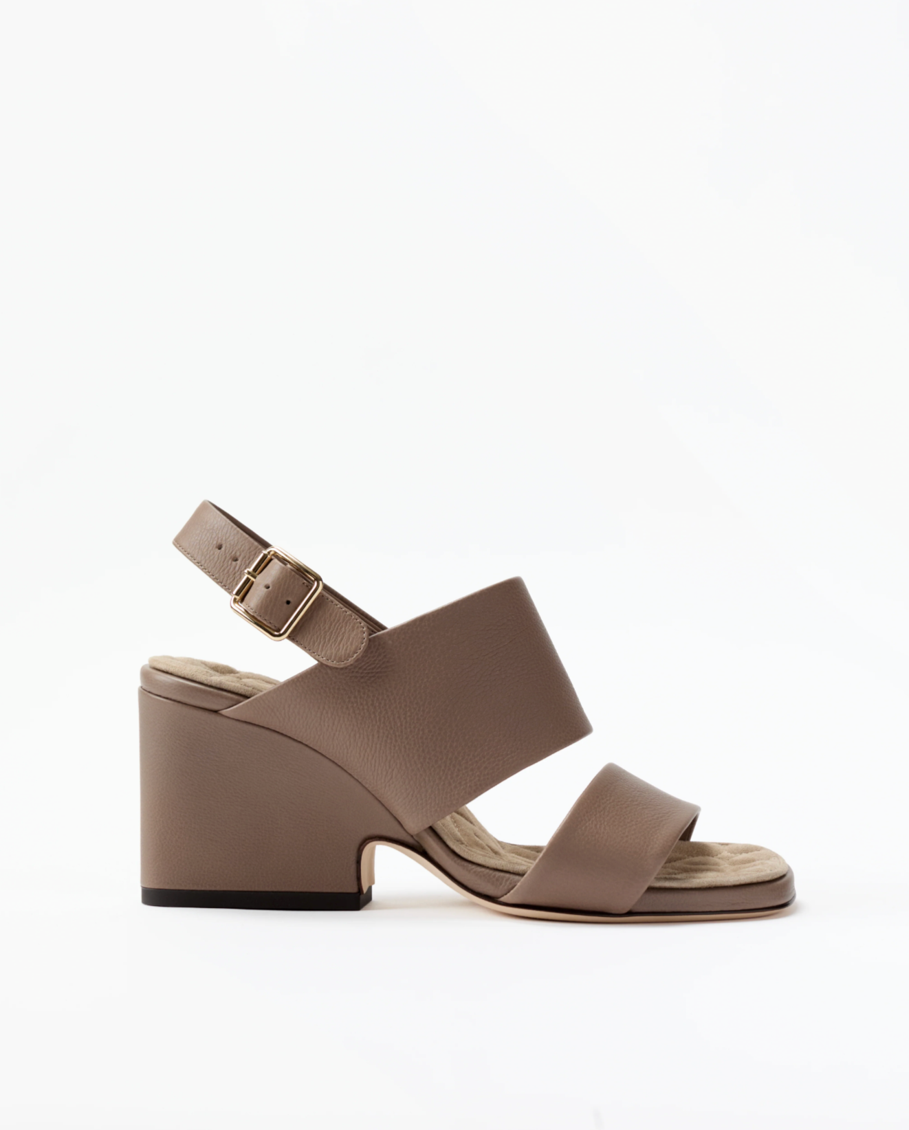 LE SEUL | GRAIN CALF POPPY SANDAL | 75mm block heel | Quilted insole | Open toe design | Grip sole | Composition: Grain calf leather, lining: quilted suede, sole: leather | Made in Italy