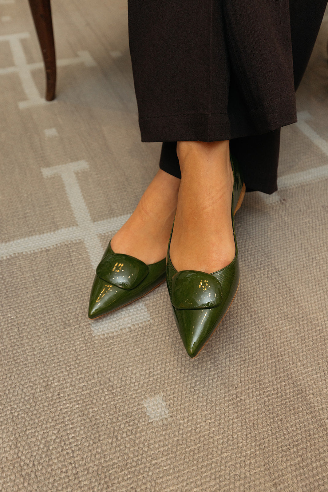 RUPERT SANDERSON | TRABOE POINTY PEBBLE FLAT