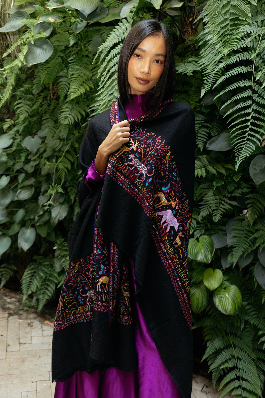 YASER | ANIMAL BORDER SHAWL 3
