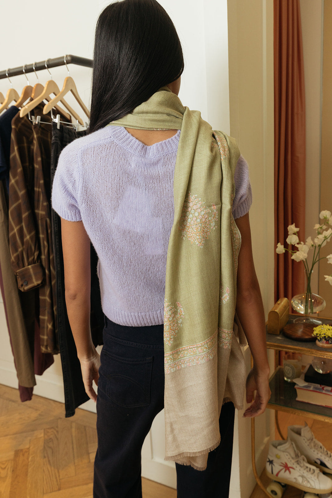 YASER | FLORAL MOTIF SHAWL 1 | WOMEN'S LUXURY DESIGNER CLOTHING, SHOES, HANDBAGS & JEWELRY | CAPITOL CHARLOTTE, NC & BRENTWOOD, CA