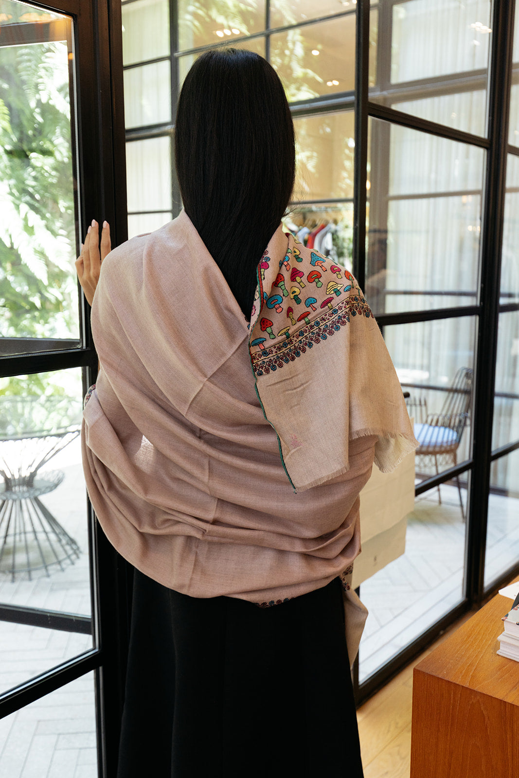 YASER | MUSHROOM SHAWL