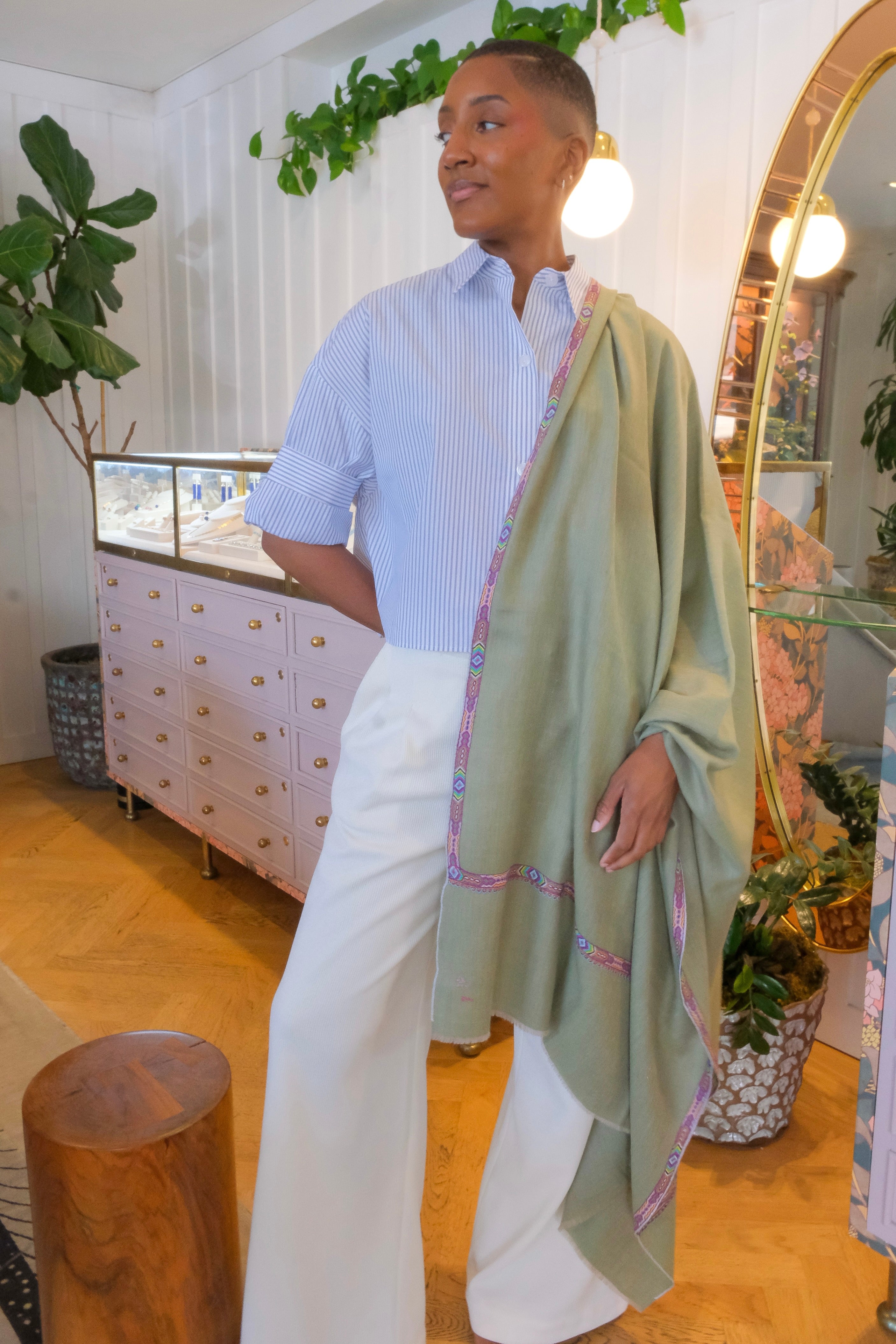 YASER SHAW | GEOMETRIC SLIM EDGE SHAWL | WOMEN'S LUXURY DESIGNER CLOTHING, SHOES, HANDBAGS & JEWELRY | CAPITOL CHARLOTTE, NC & BRENTWOOD, CA