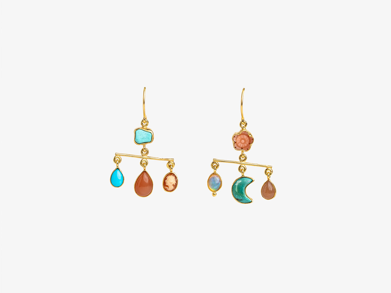 BALANCE DROP EARRINGS