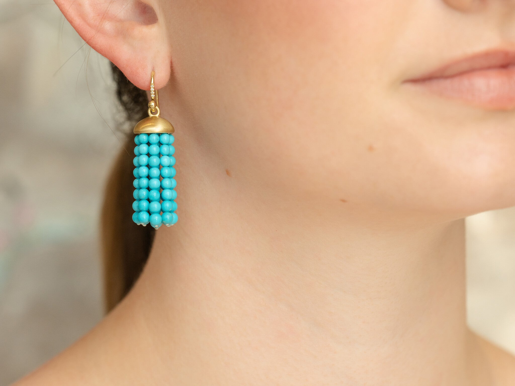 SHORT TASSEL EARRINGS