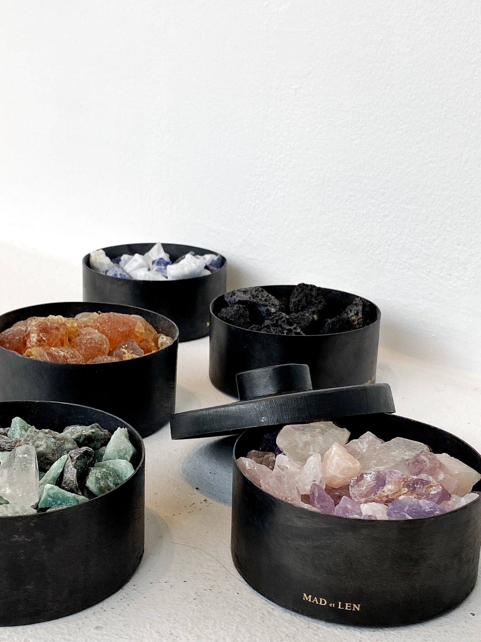 MAD ET LEN | GREEN PETITE CRYSTALS