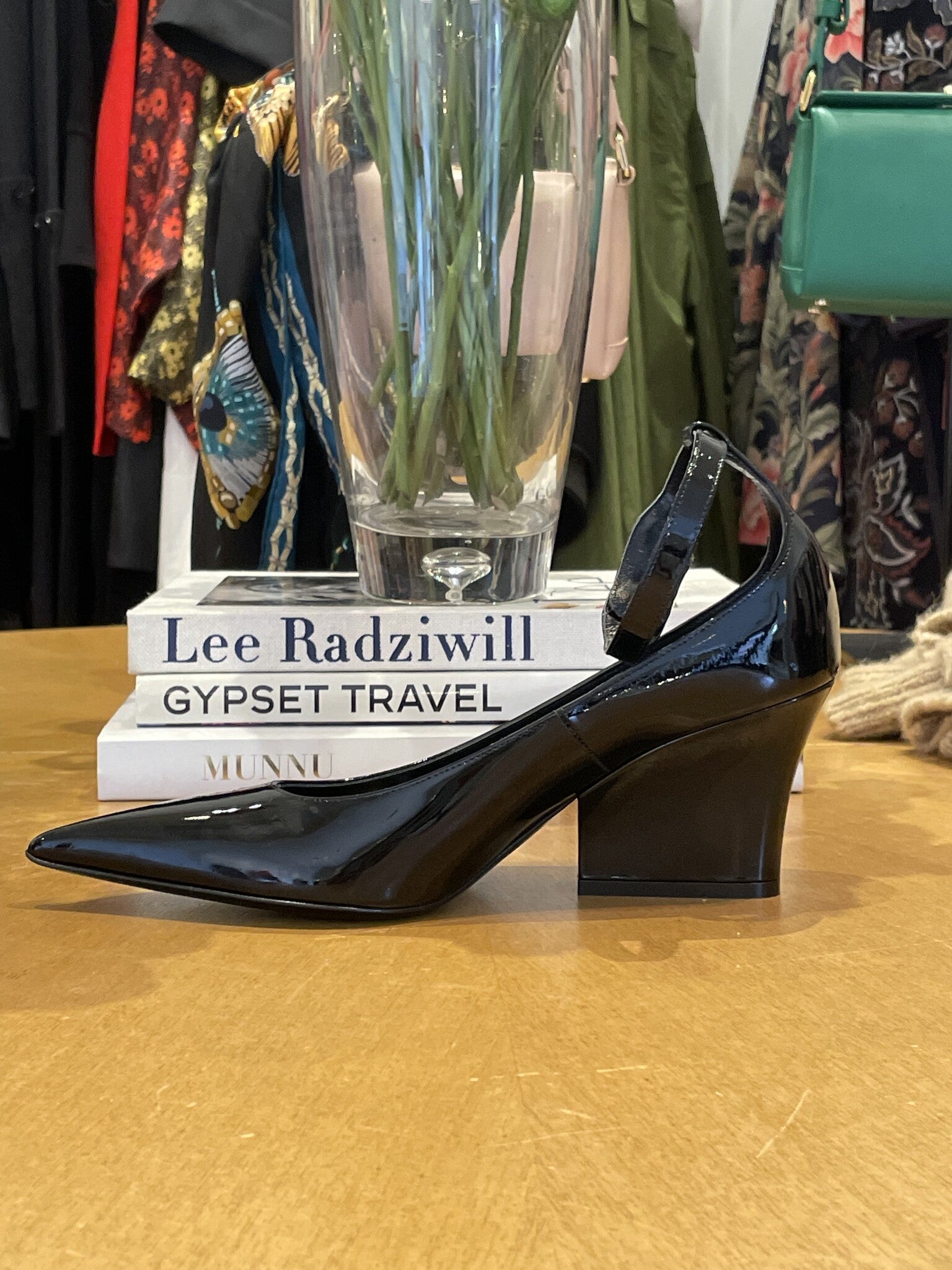 VALENTINO | PATENT BLOCK HEEL