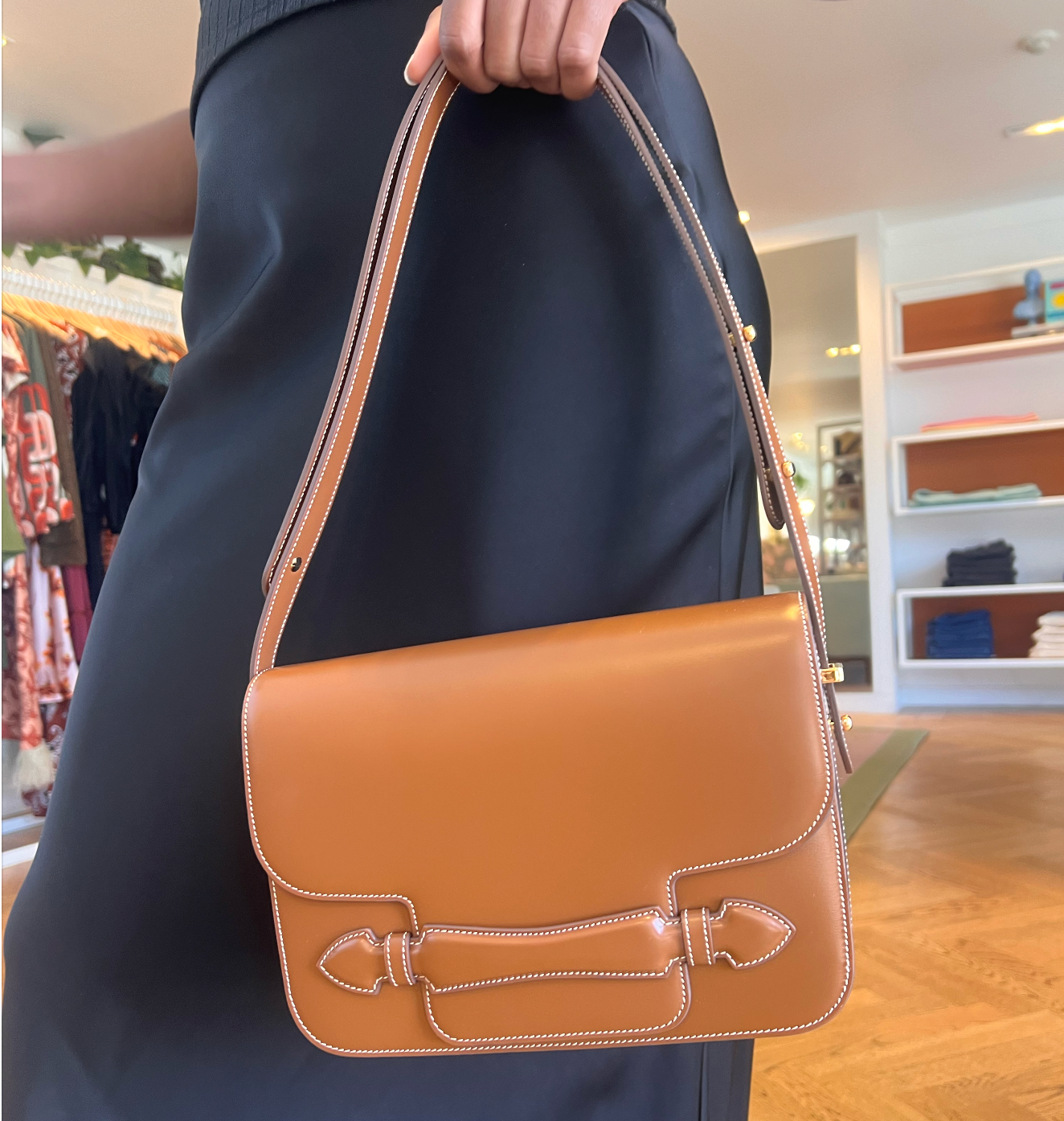 LEATHER ROMY CROSSBODY BAG