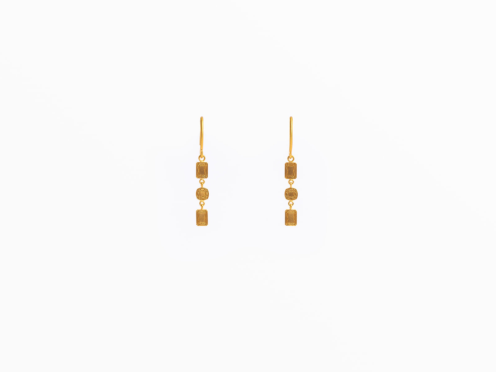 MARIE HÉLÈNE DE TAILLAC | GOLD 3 SEQUIN EARRINGS