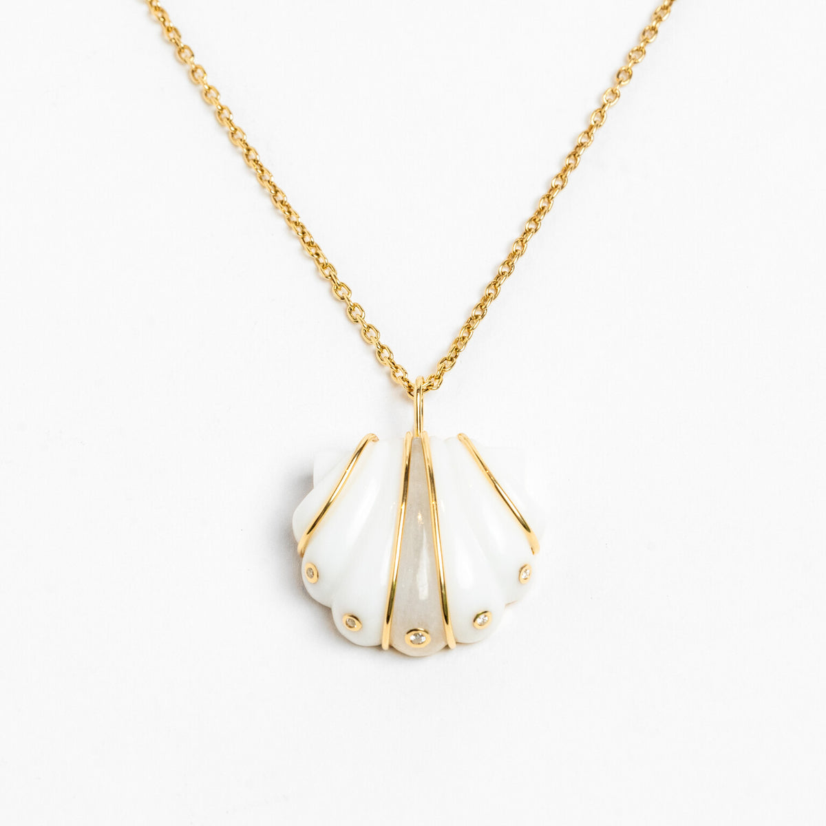BRENT NEALE MINI CARVED SHELL NECKLACE - Main Image