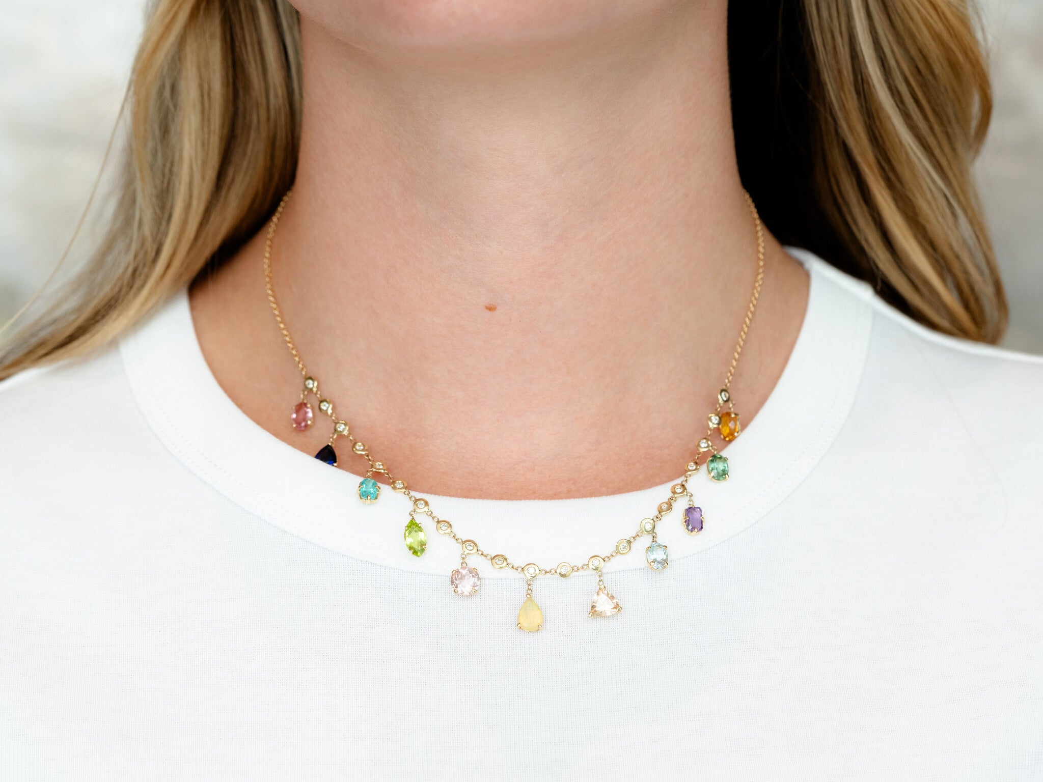 GRADUATED GEMSTONE SHAKER NECKLACE