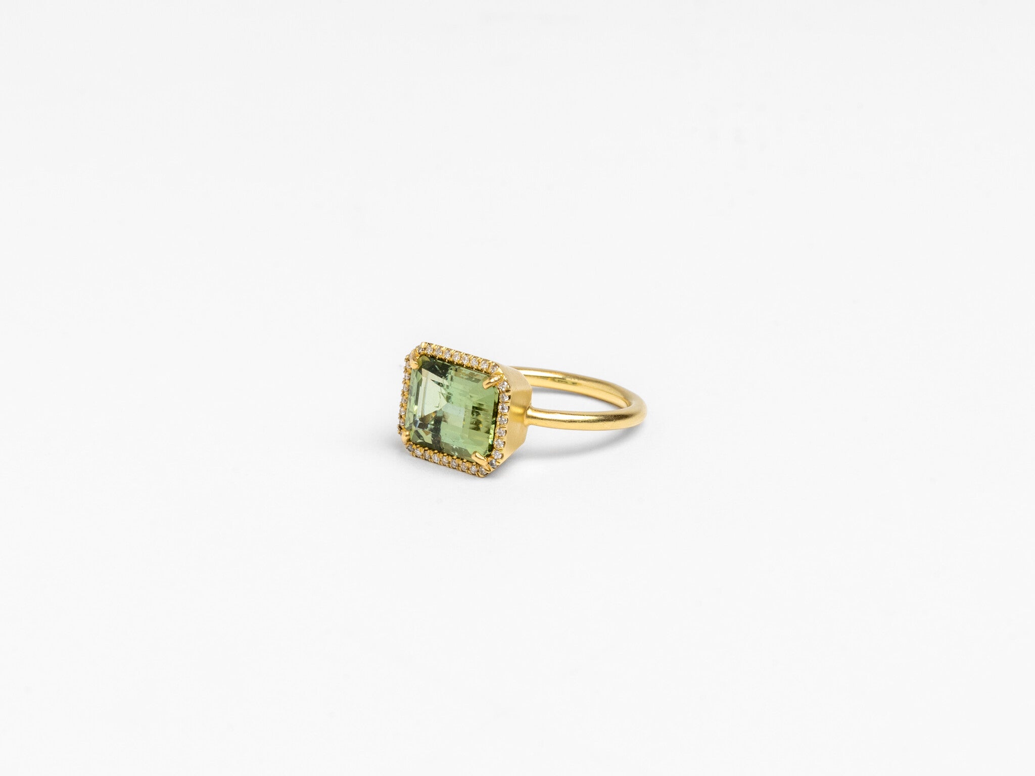 GREEN TOURMALINE AND PAVE RING