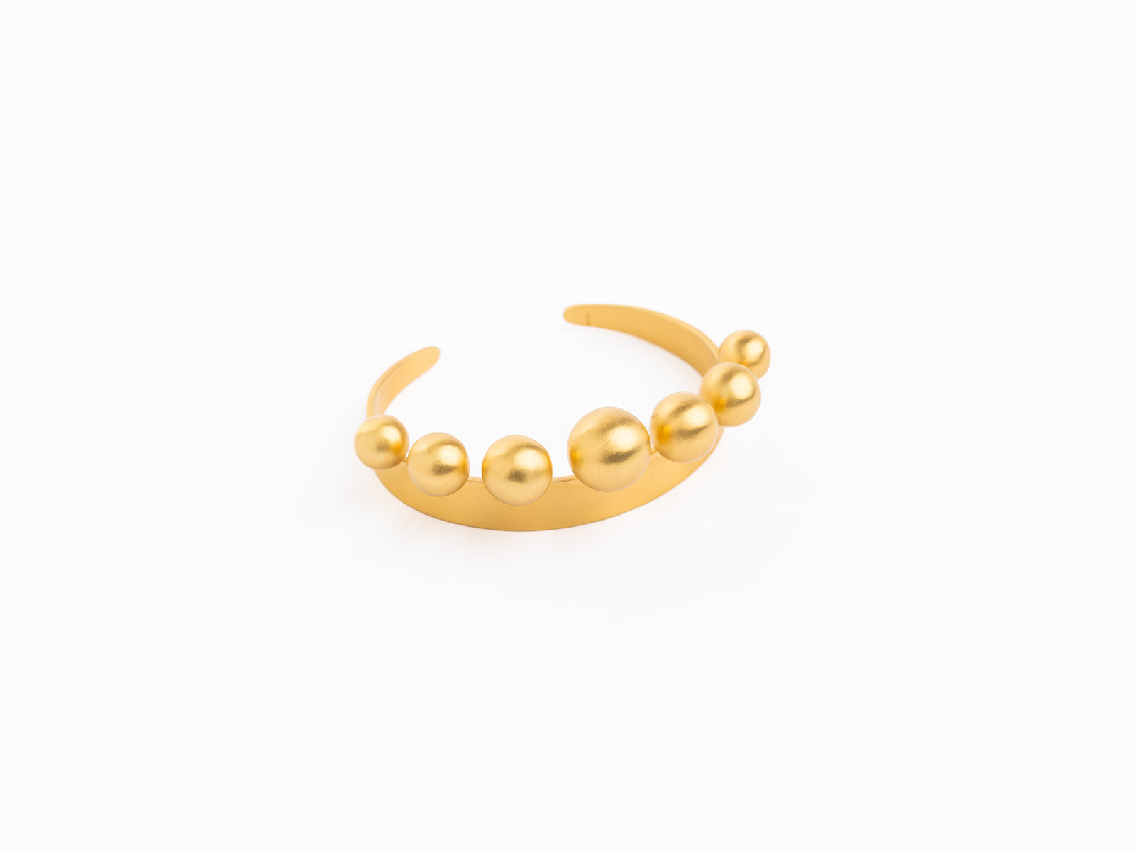 MARIE HÉLÈNE DE TAILLAC | GOLD CROWN BANGLE