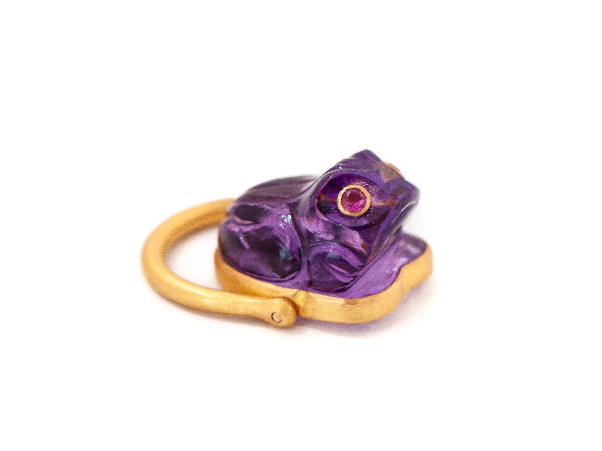 AMETHYST FROG RING WITH RUBY EYES