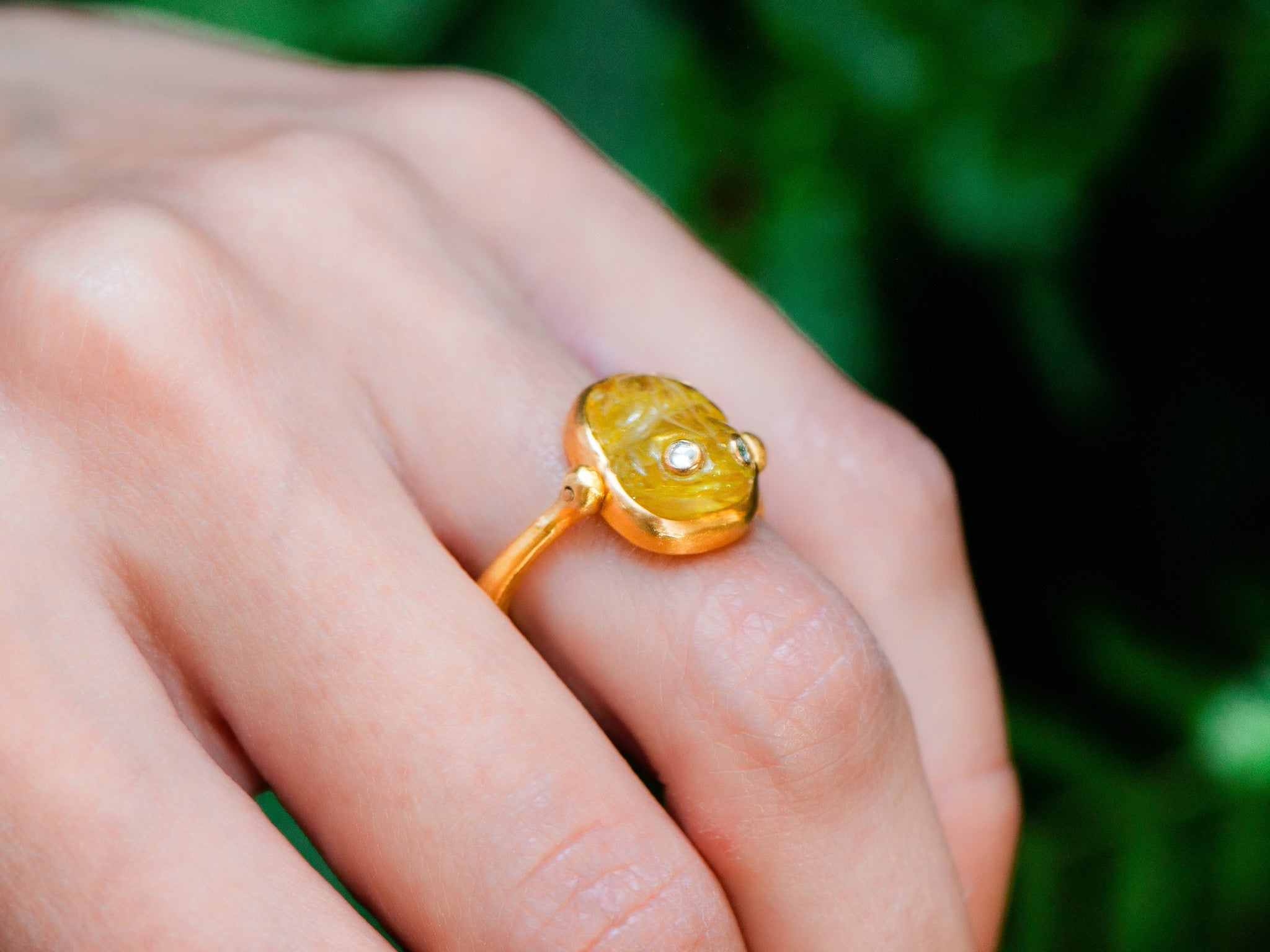 YELLOW TOURMALINE FROG RING WITH DIAMOND EYES