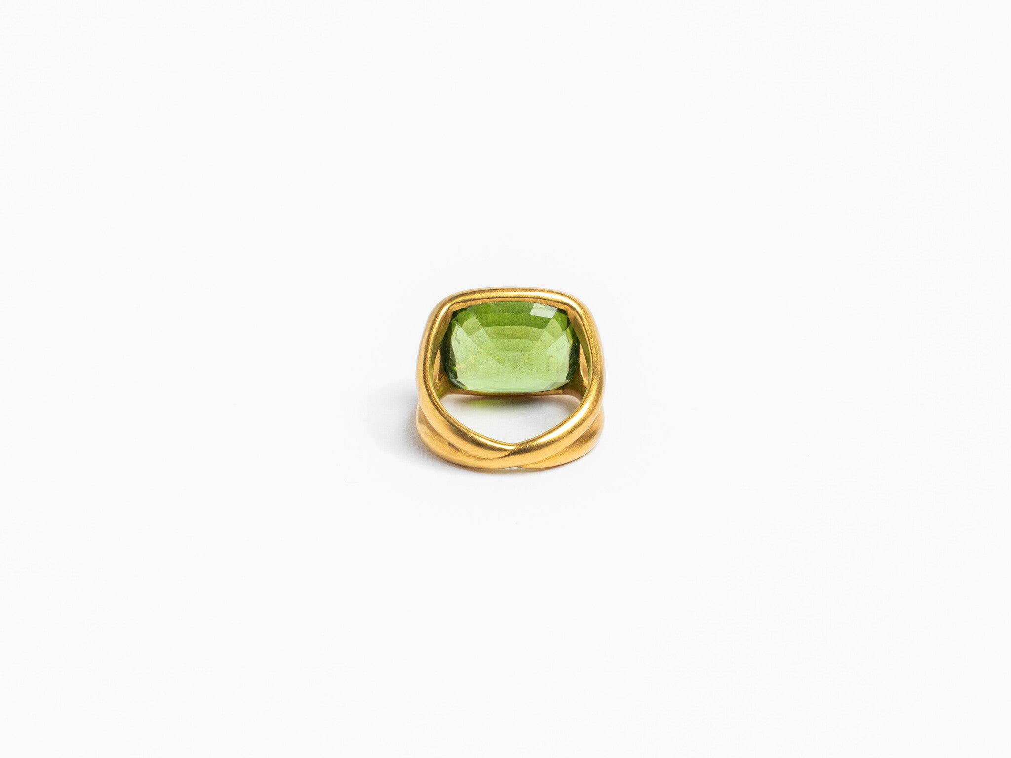 PERIDOT RING