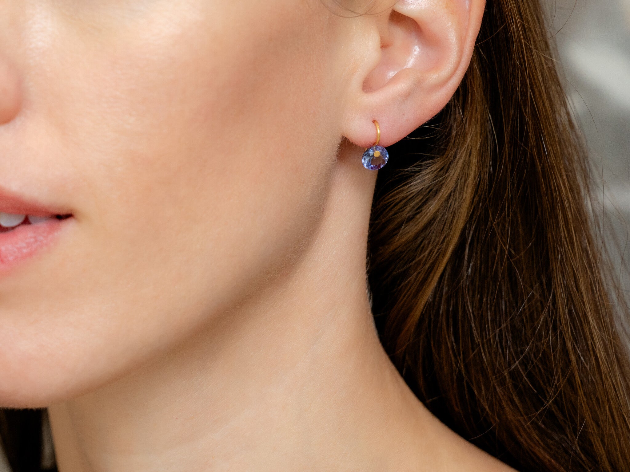 EXTRA SMALL BRILLIANT EARRINGS