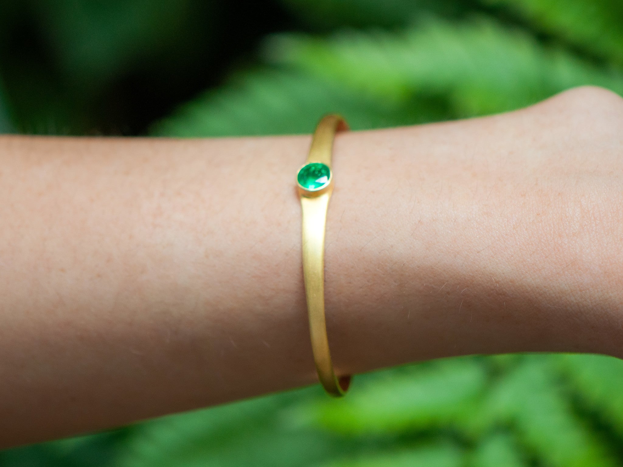 EMERALD SMALL TALISMAN BRACELET