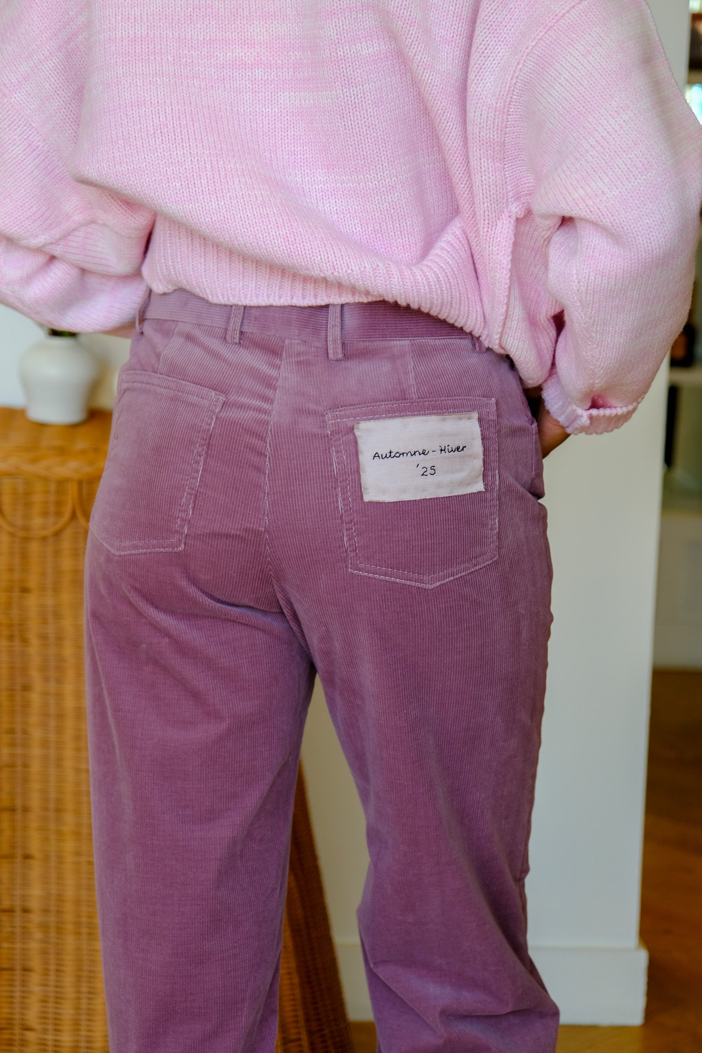 NACKIYÉ | MID RISE DOWNTOWN PANTS
