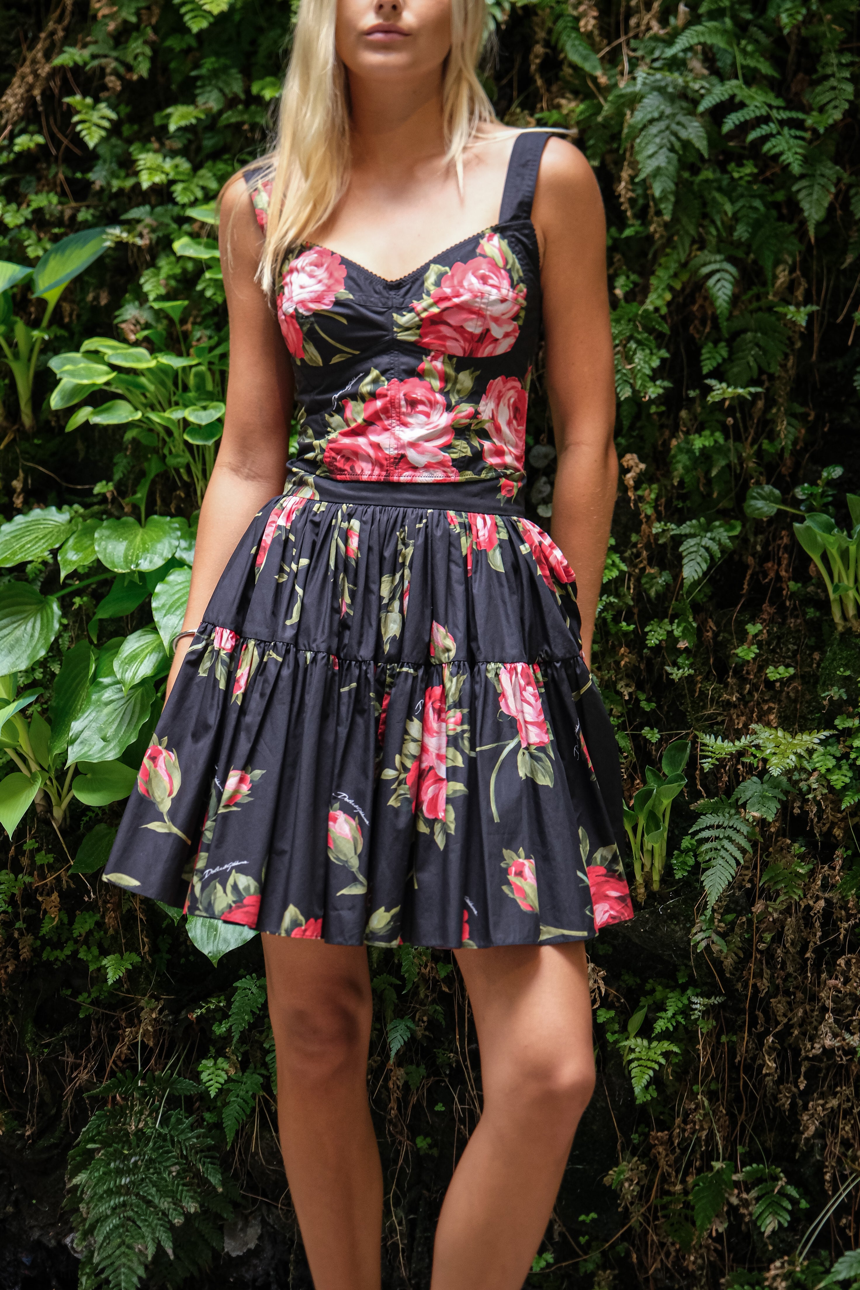 DOLCE & GABBANA | SWEETHEART CROP TOP | WOMEN'S LUXURY DESIGNER CLOTHING, SHOES, HANDBAGS & JEWELRY | CAPITOL CHARLOTTE, NC & BRENTWOOD, CA