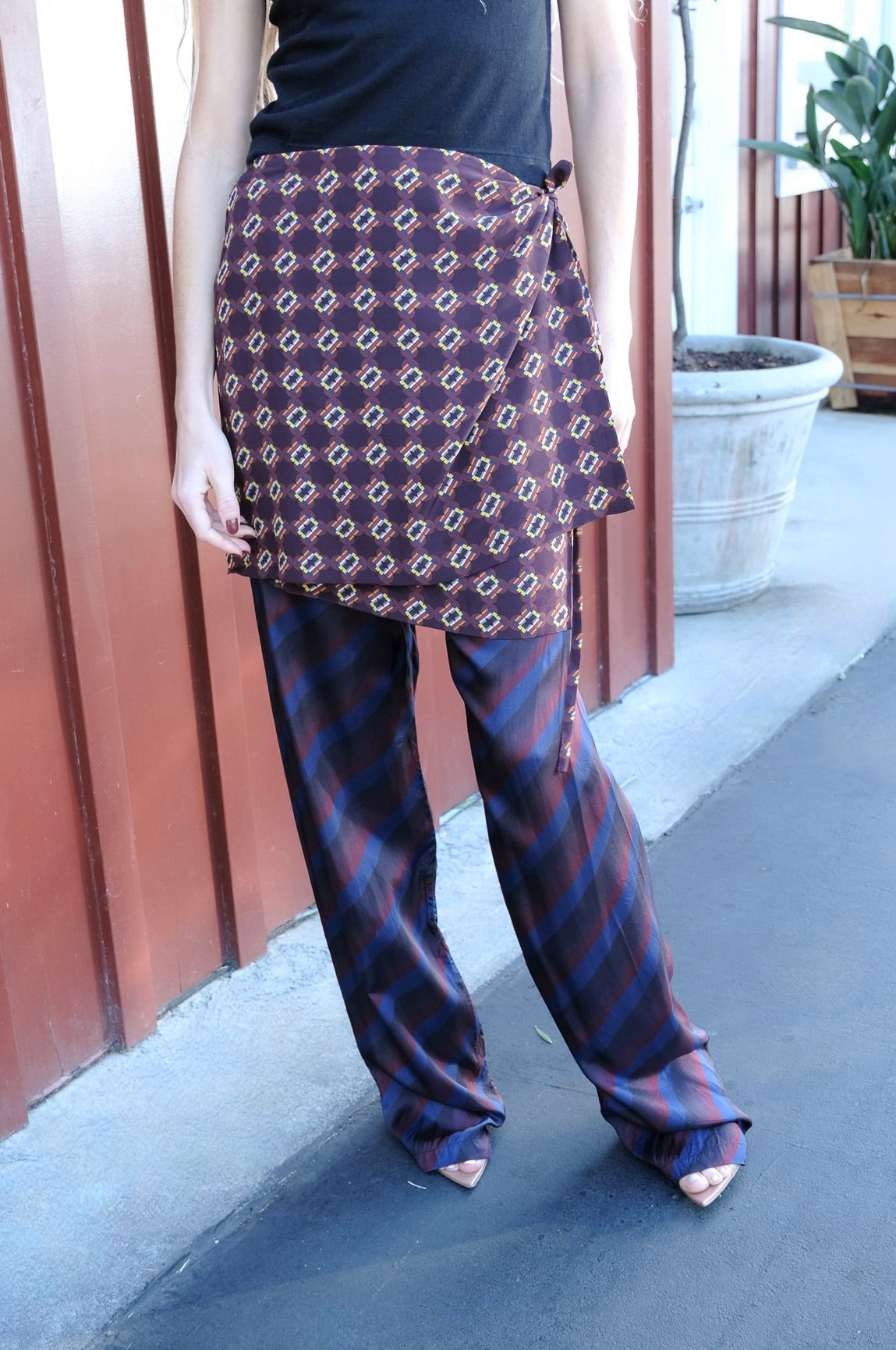 DRIES VAN NOTEN | STRIPE PRINTED PANTS WITH TIE