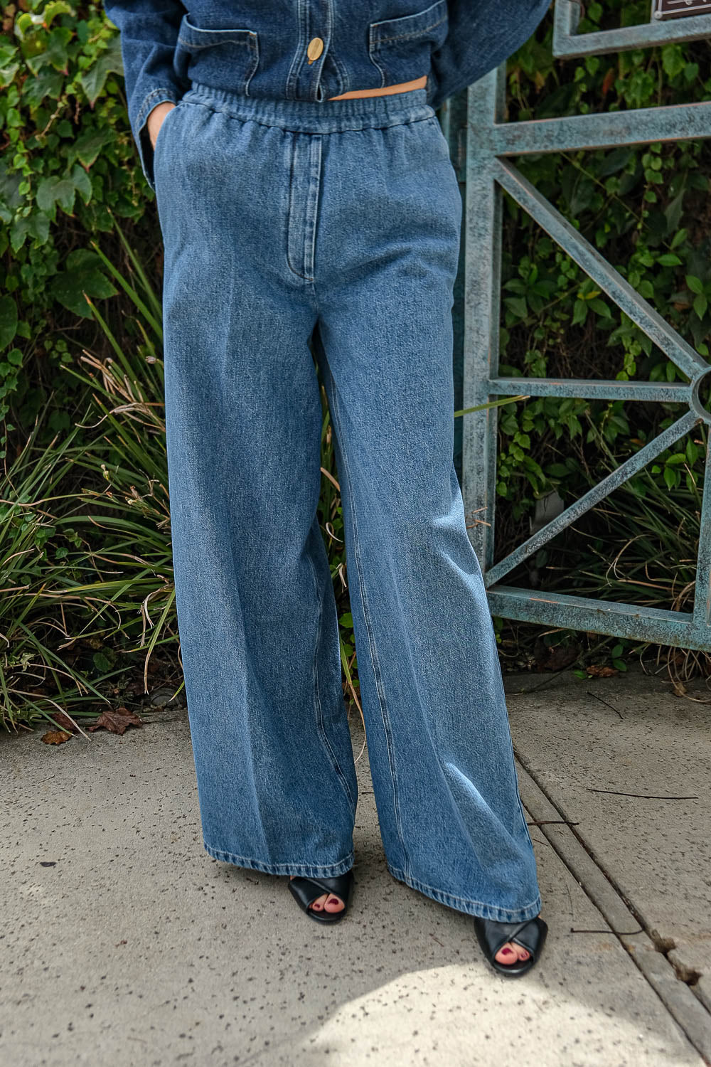 FORTE FORTE | CAVALARY DENIM LOOSE ELASTICATED PANTS | WOMEN'S LUXURY DESIGNER CLOTHING, SHOES, HANDBAGS & JEWELRY | CAPITOL CHARLOTTE, NC & BRENTWOOD, CA