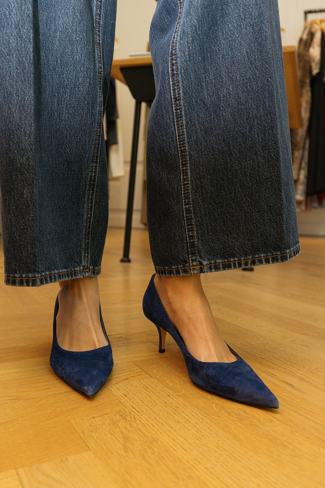 GIANVITO ROSSI | 55MM SUEDE PUMP | WOMEN'S LUXURY DESIGNER CLOTHING, JEWELRY & ACCESSORIES | CAPITOL CHARLOTTE, NC & BRENTWOOD, CA