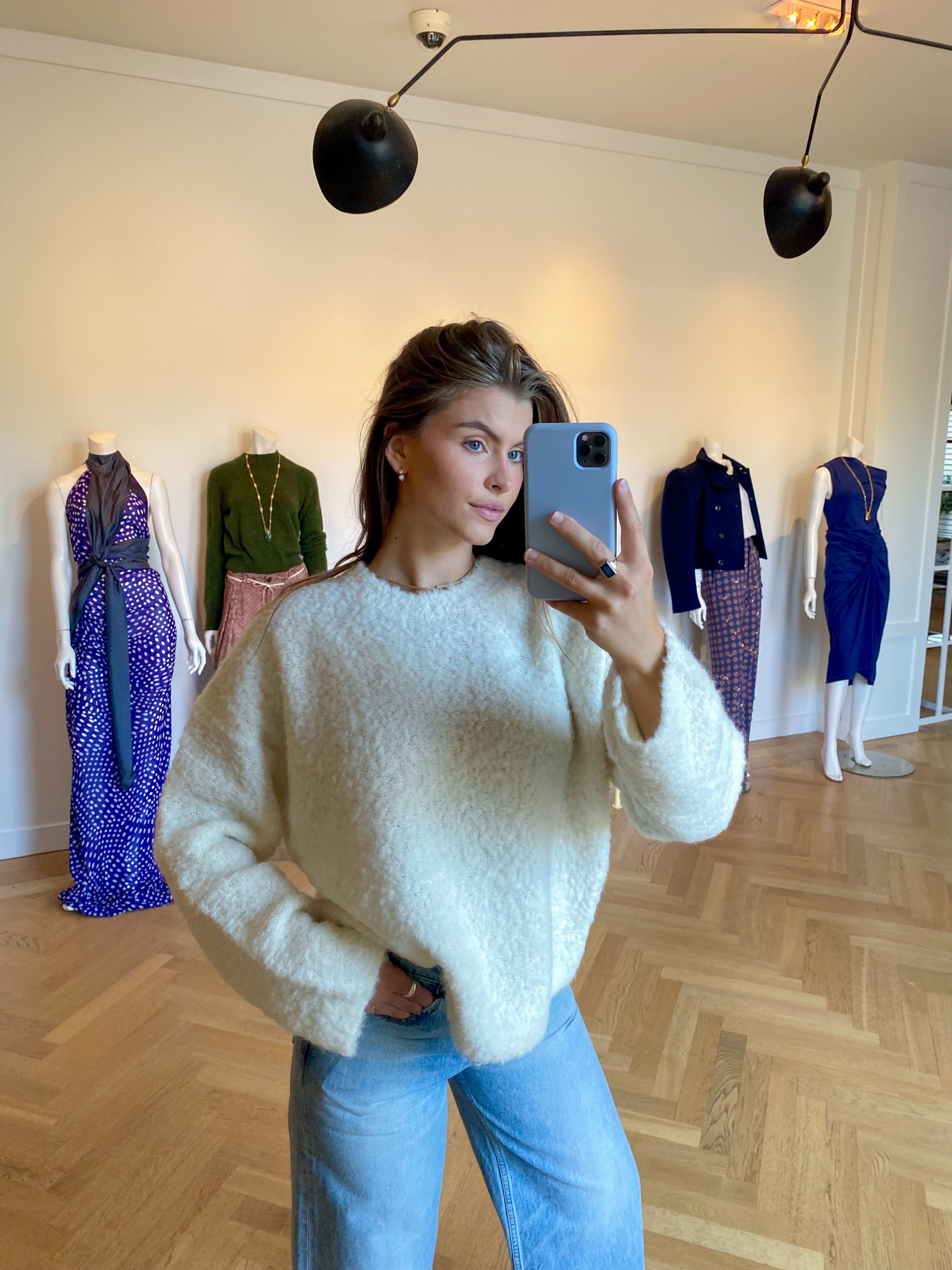 TOTEME | BOXY BOUCLE KNIT SWEATER